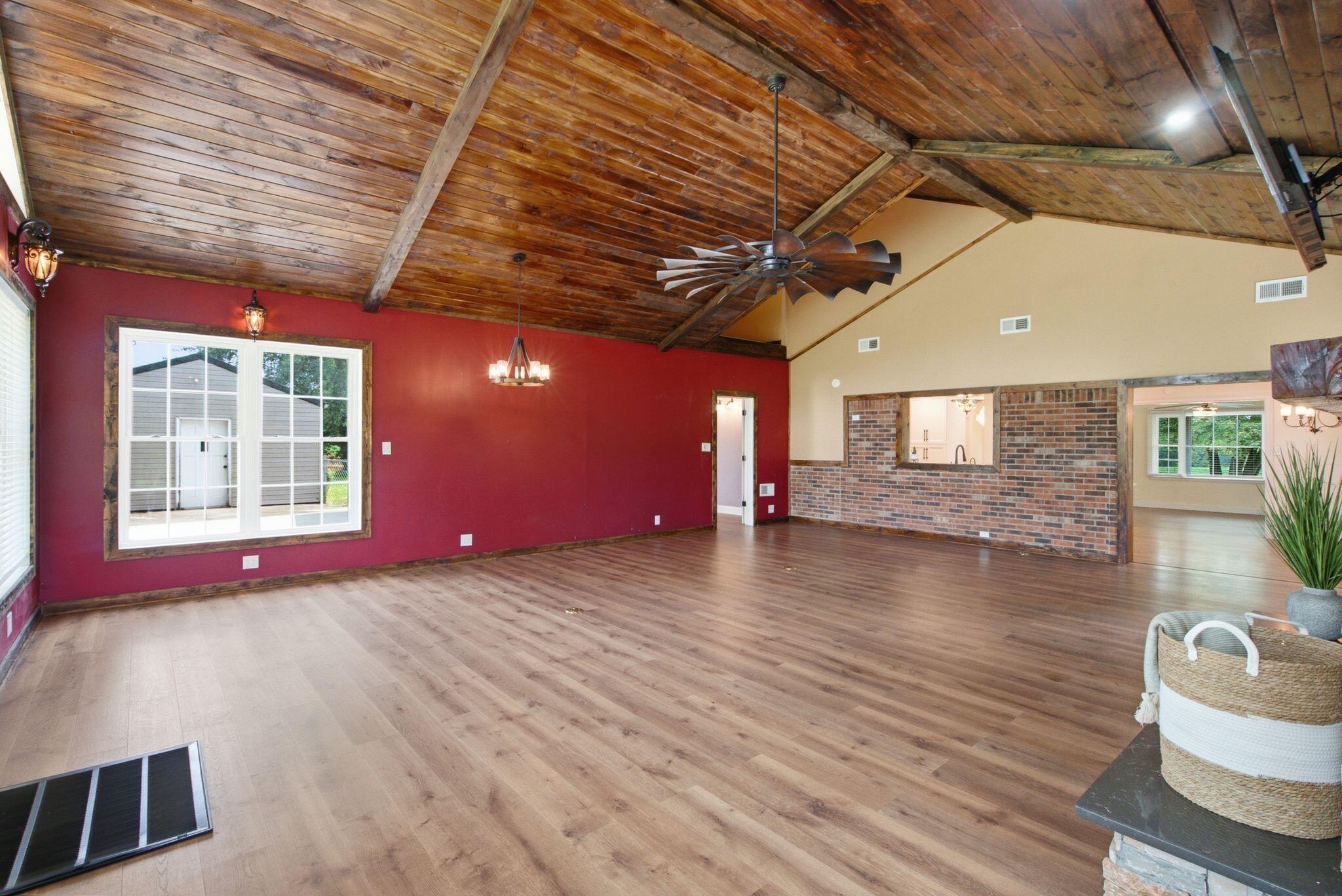 130 White Road Property Photo 24