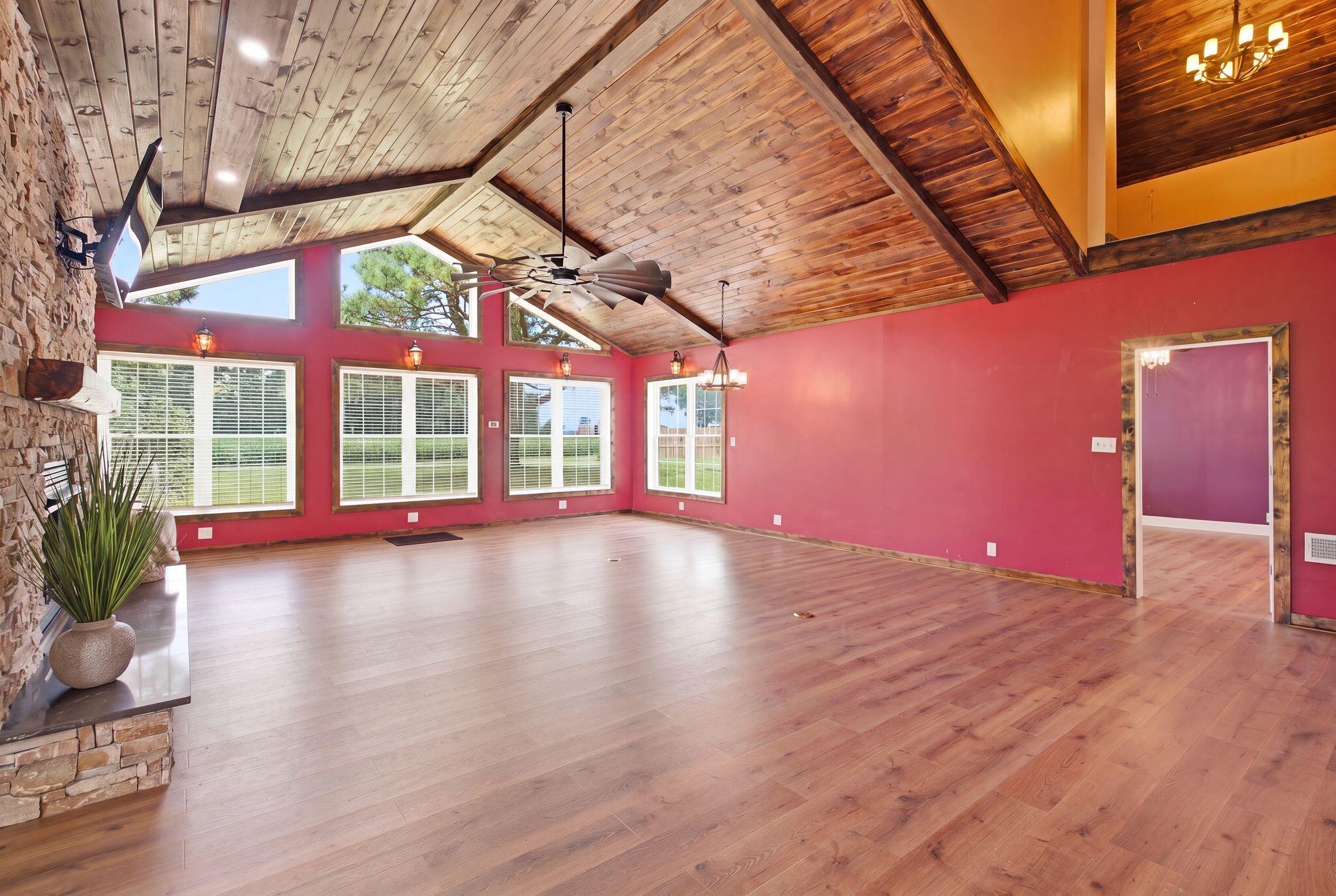 130 White Road Property Photo 25