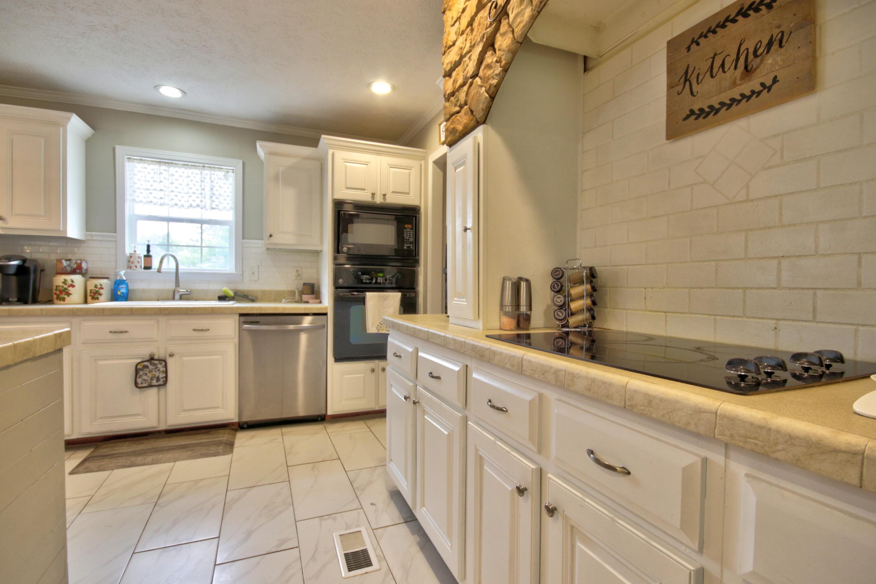 1838 Chaney Ridge Road Property Photo 14