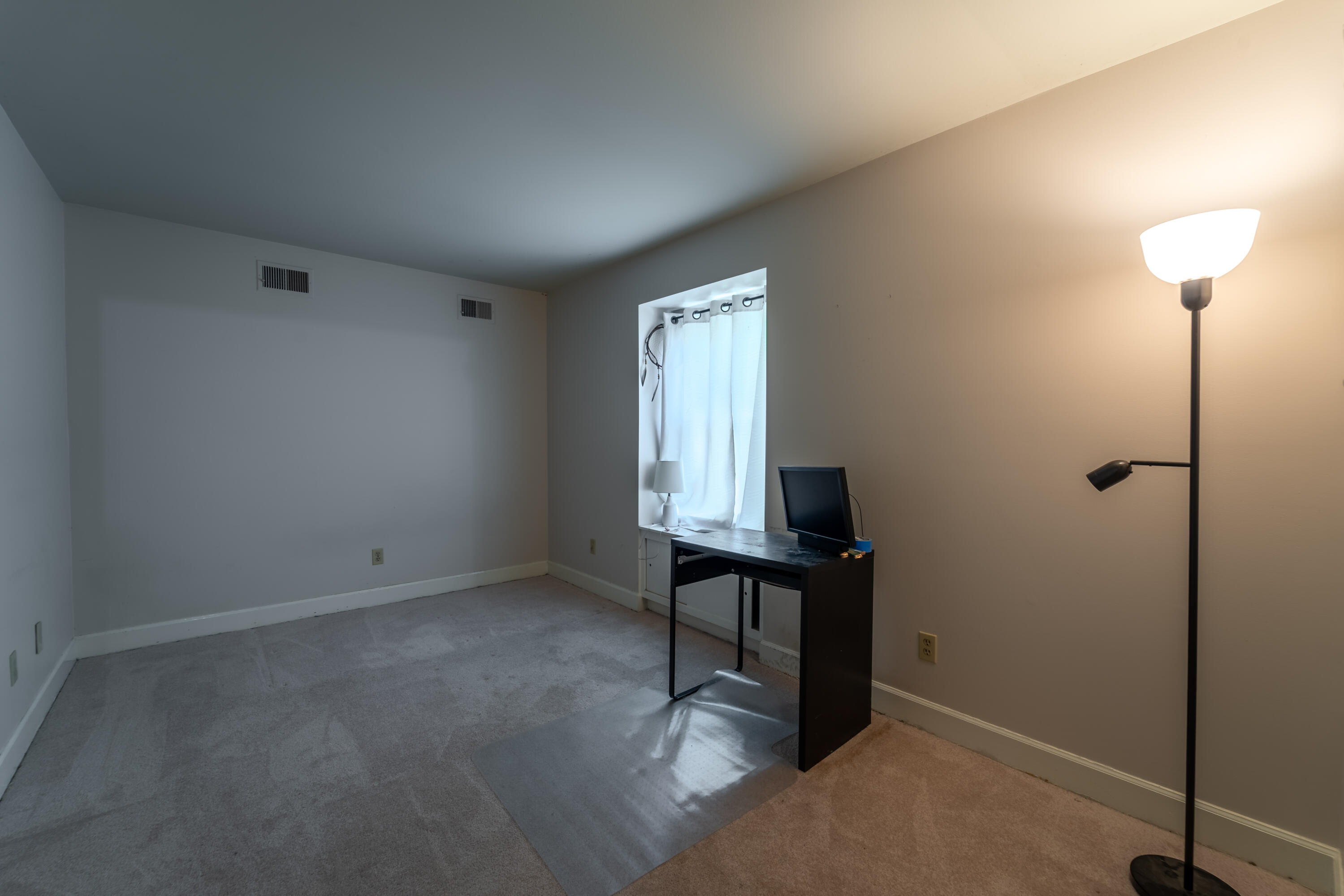 972 Edgewater Drive Property Photo 28