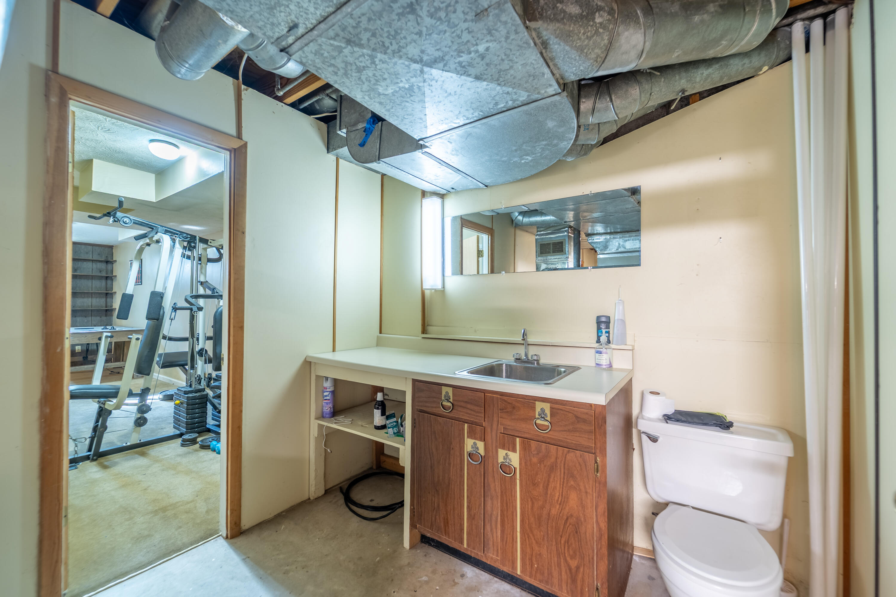 972 Edgewater Drive Property Photo 37