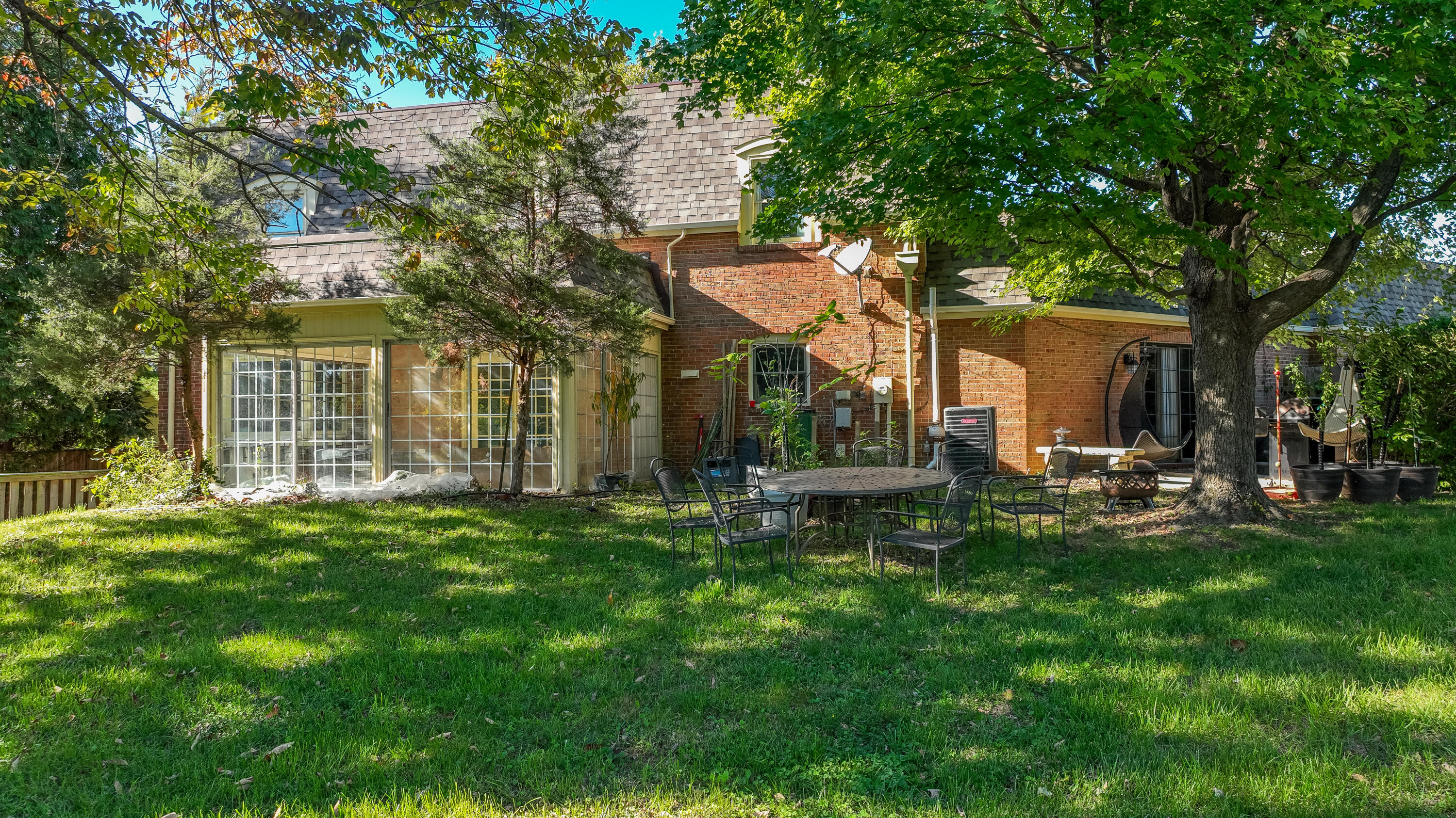 972 Edgewater Drive Property Photo 39