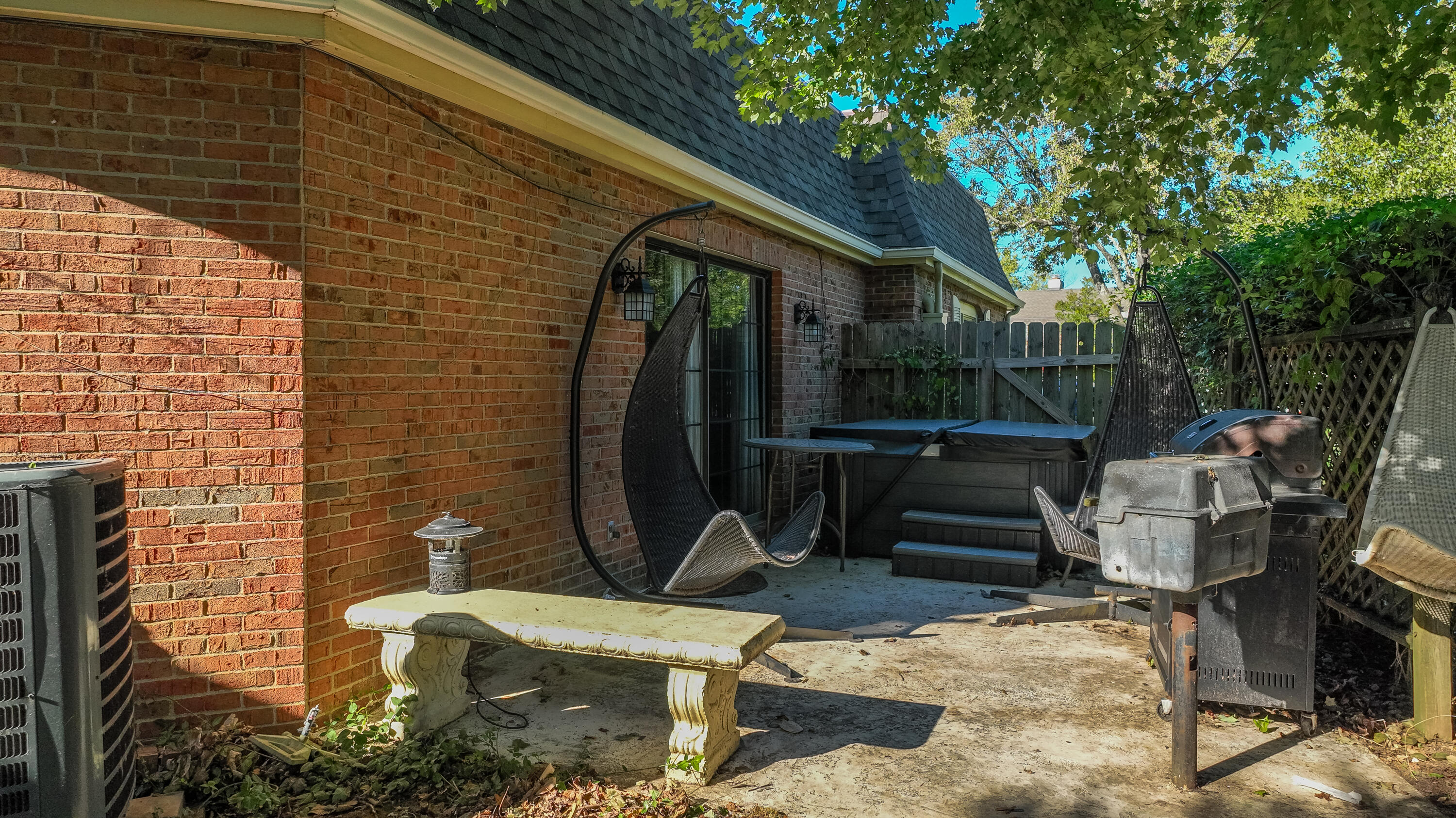 972 Edgewater Drive Property Photo 41