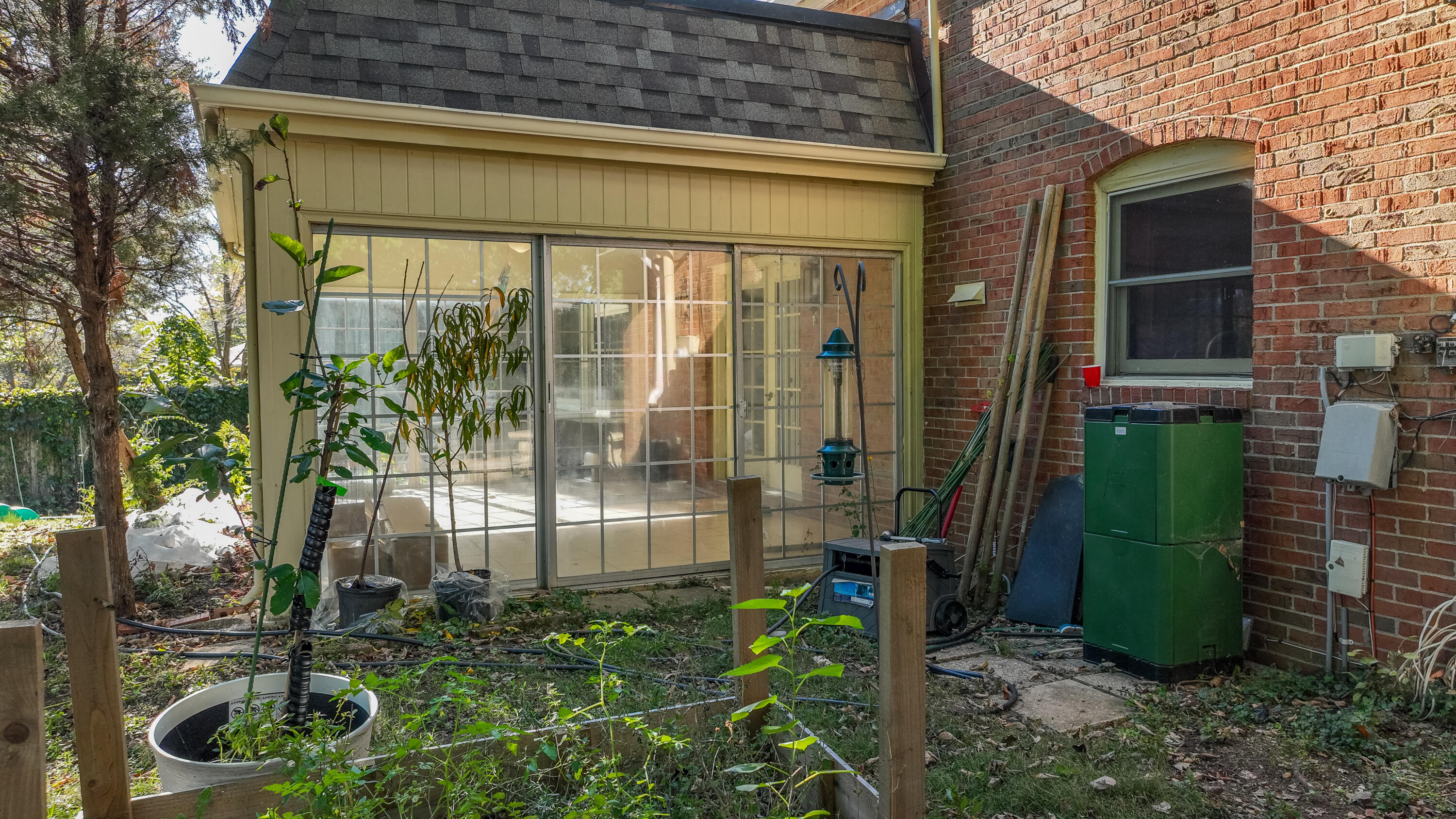 972 Edgewater Drive Property Photo 42