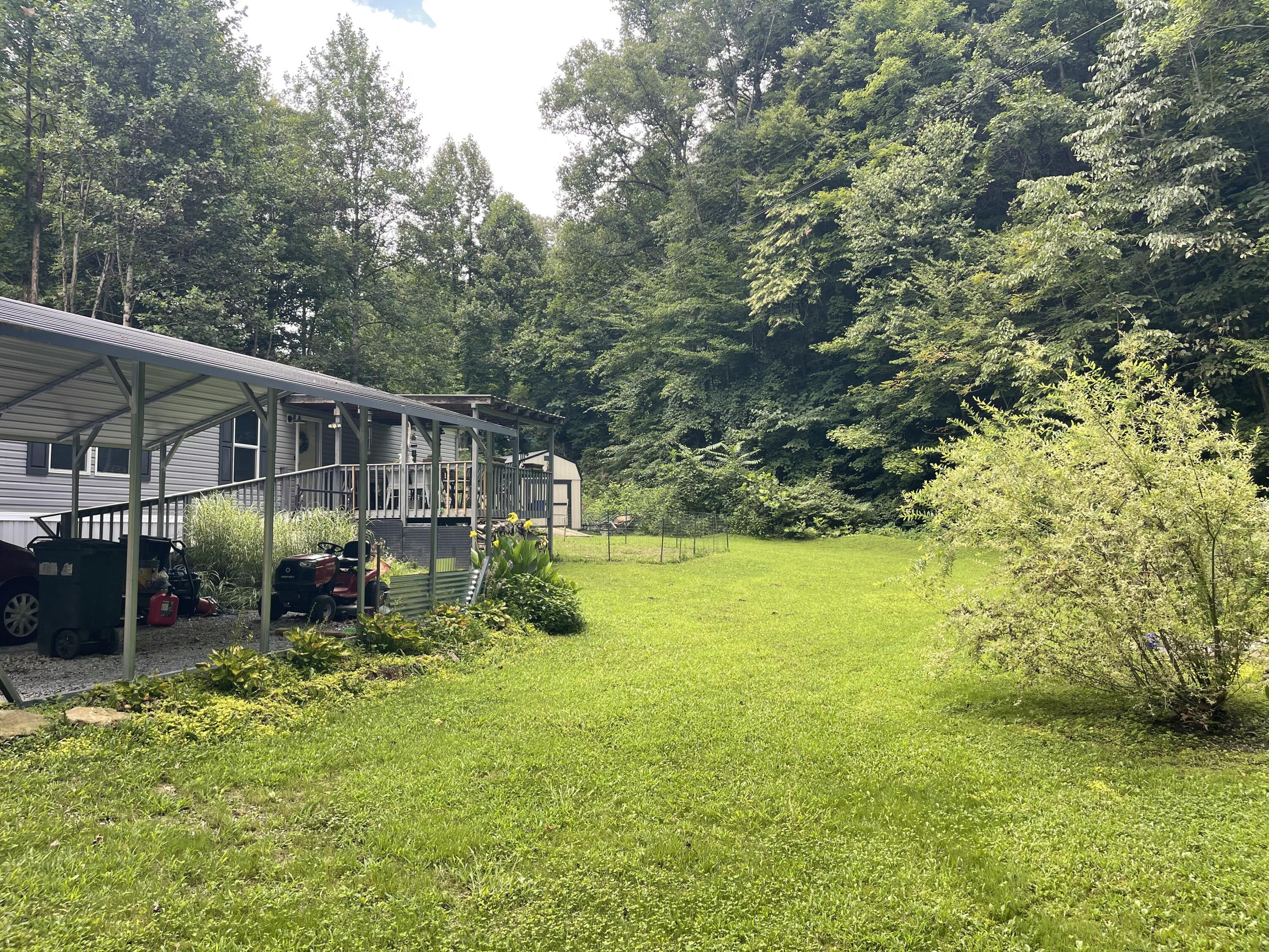 238 Coal Stone Branch Road Property Photo 11