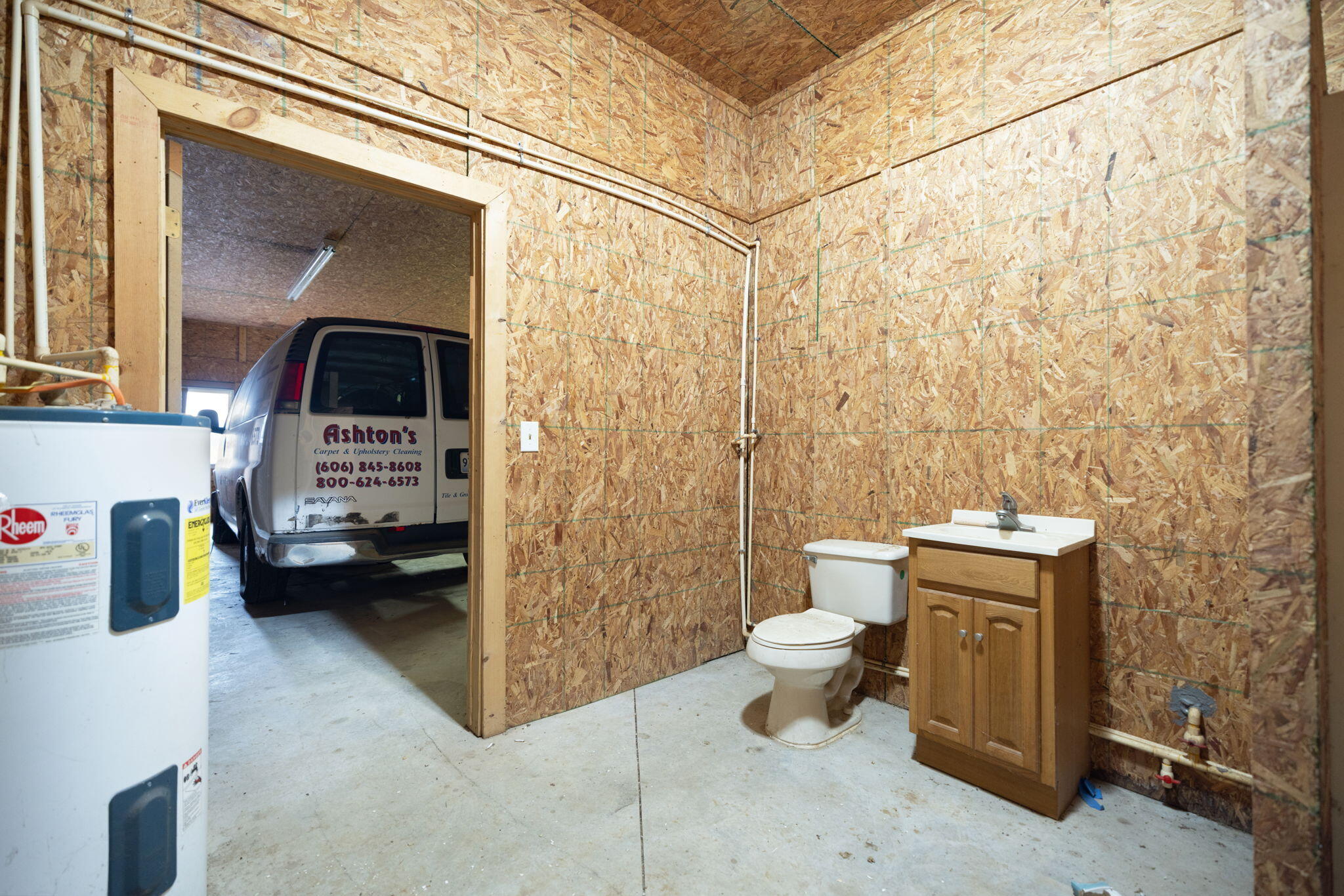 433 Lake View Road Property Photo 12