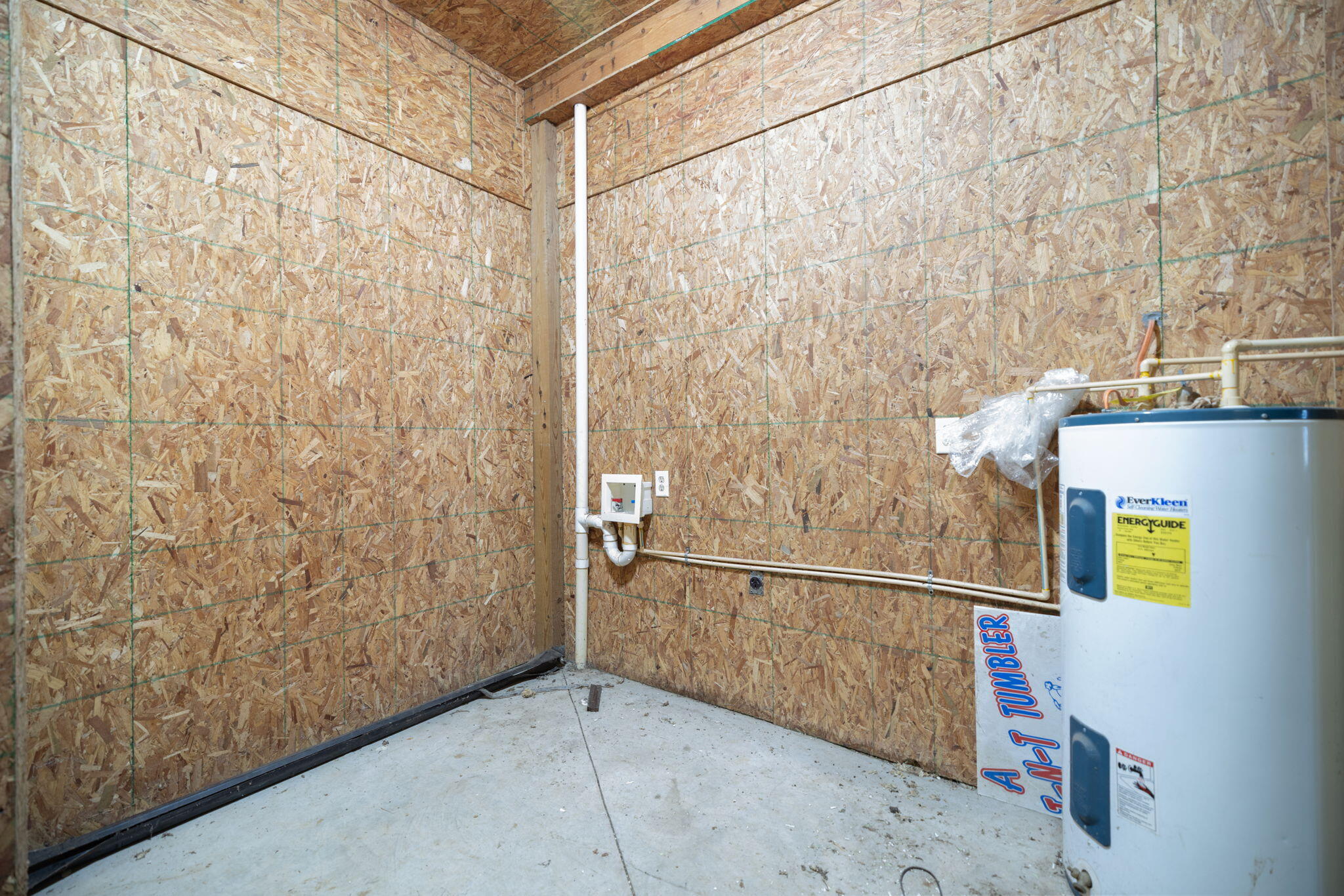 433 Lake View Road Property Photo 13