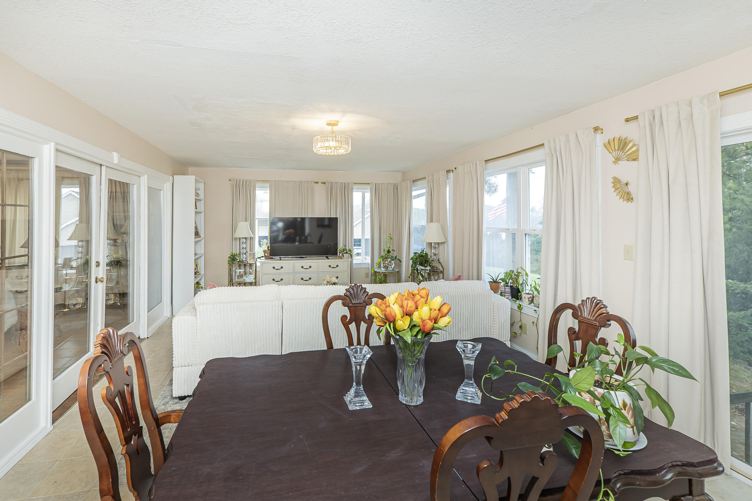 202 Peaceful Cove Lane Property Photo 41