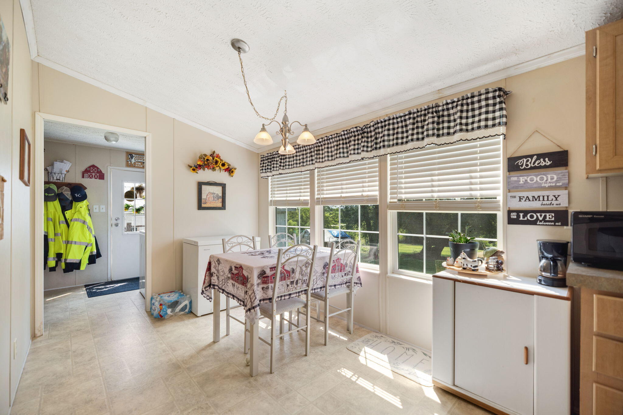 26019877 Property Photo 15