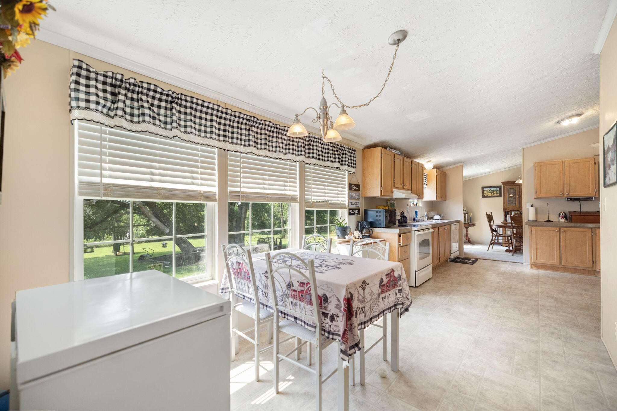 26019877 Property Photo 16