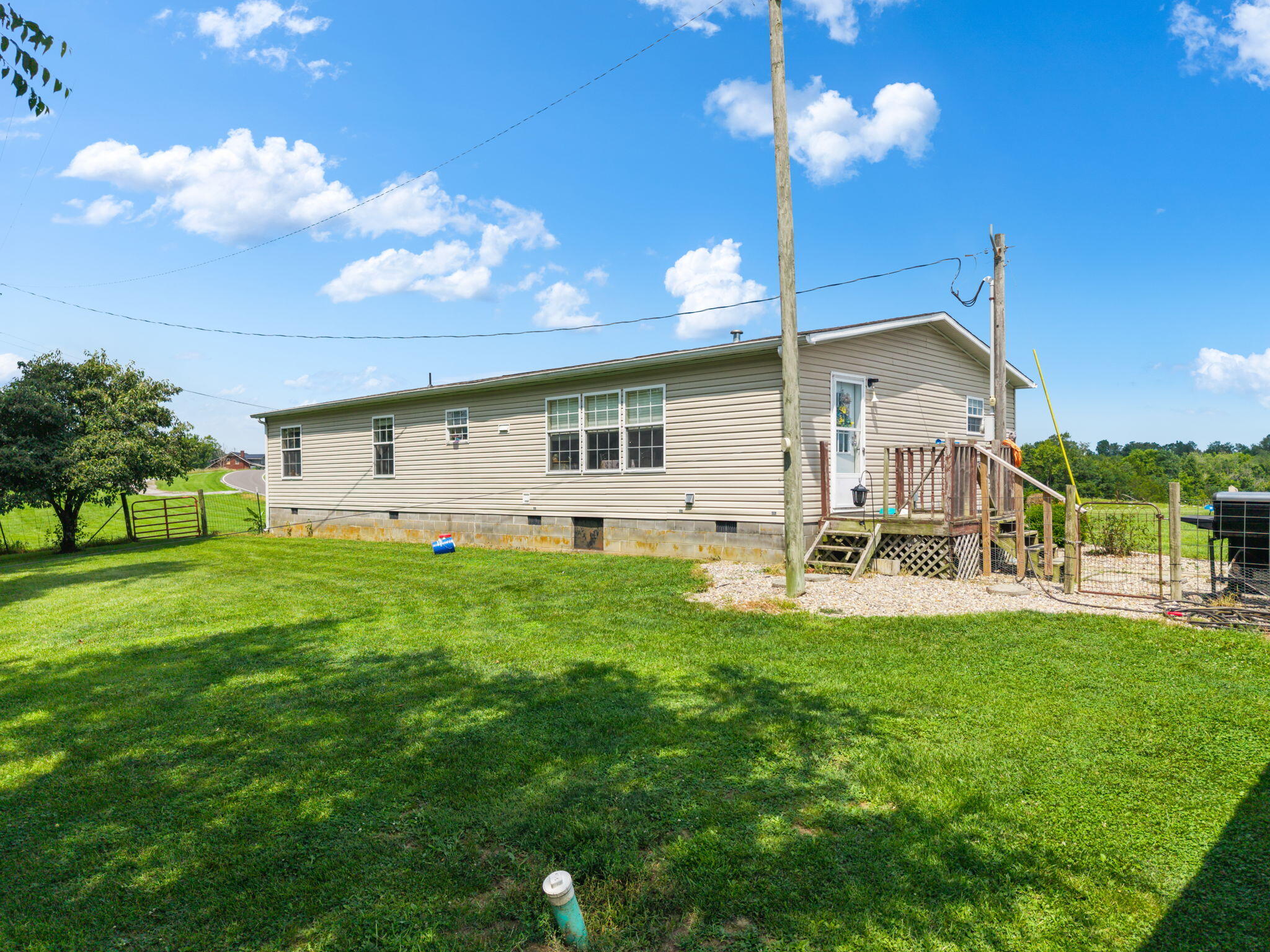 26019877 Property Photo 38