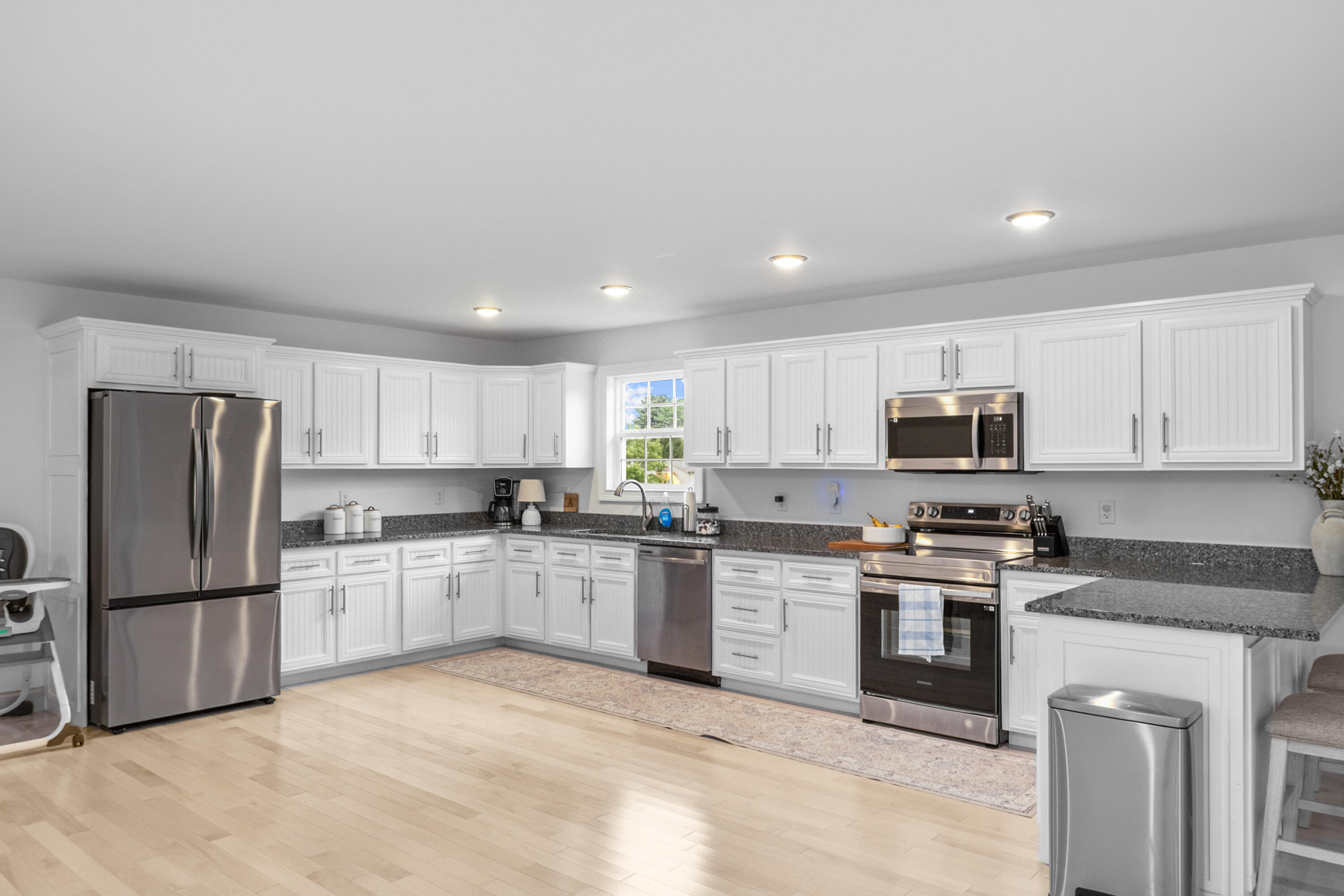 188 Cloyd Drive Property Photo 10
