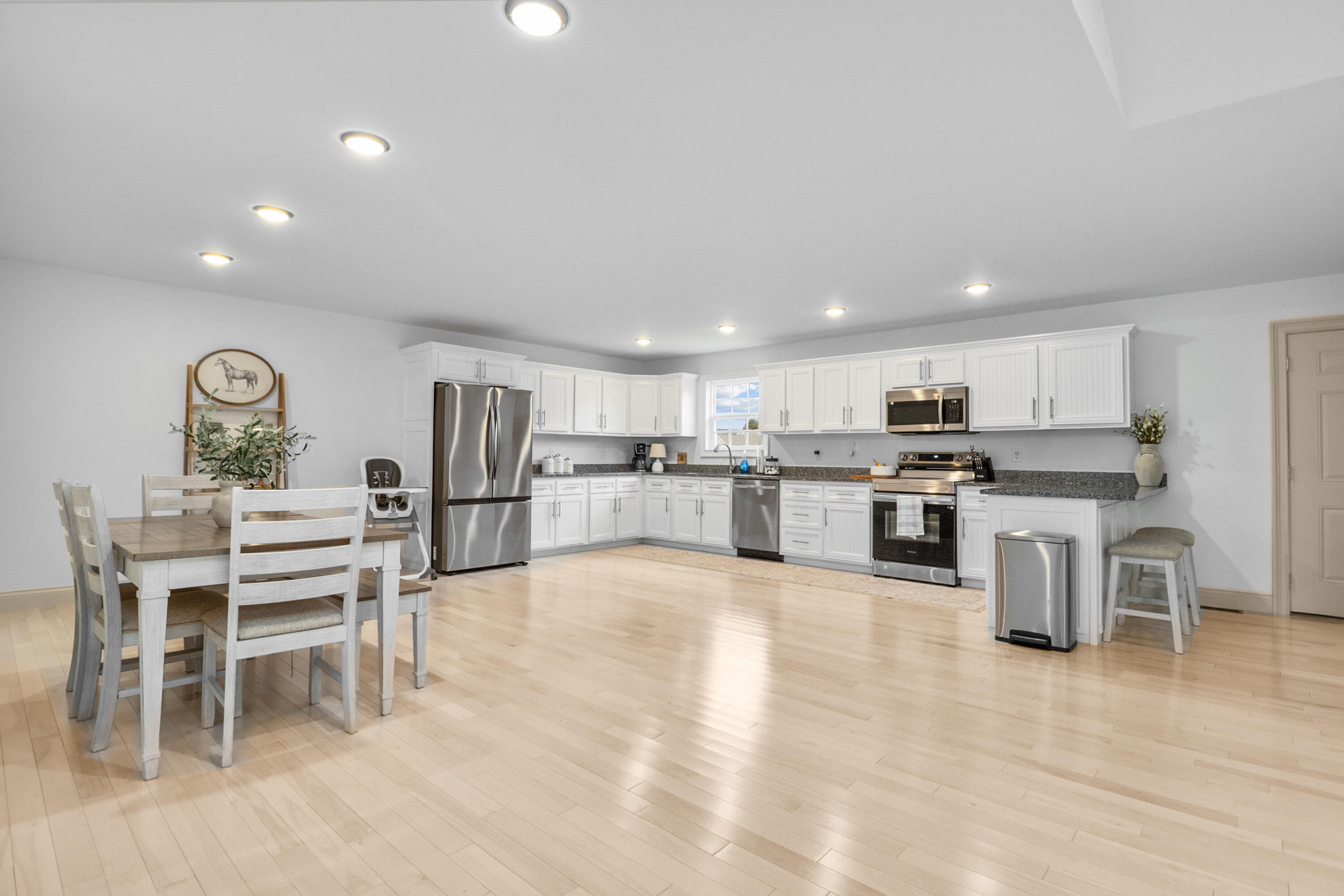 188 Cloyd Drive Property Photo 13