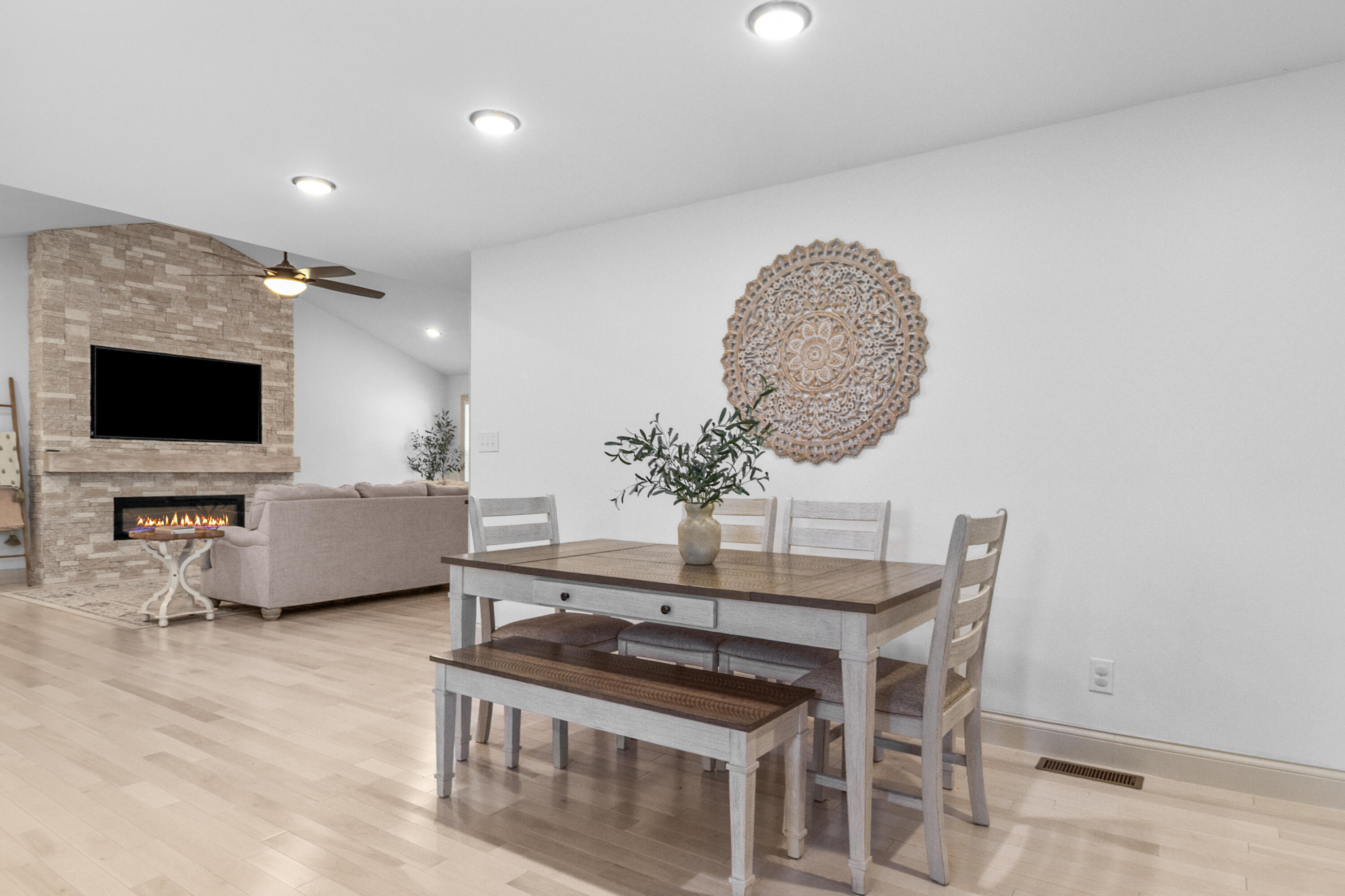 188 Cloyd Drive Property Photo 15