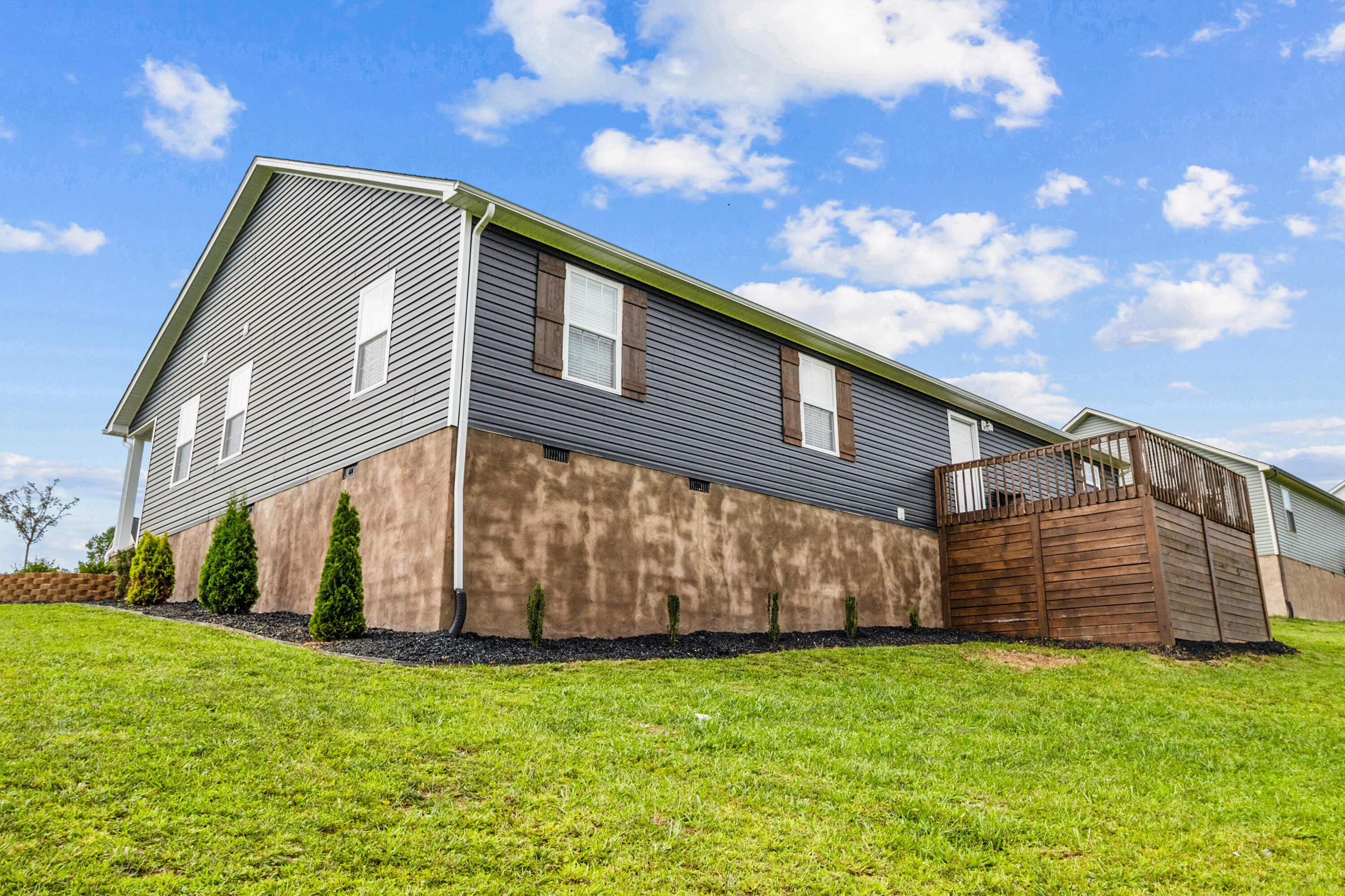 188 Cloyd Drive Property Photo 32