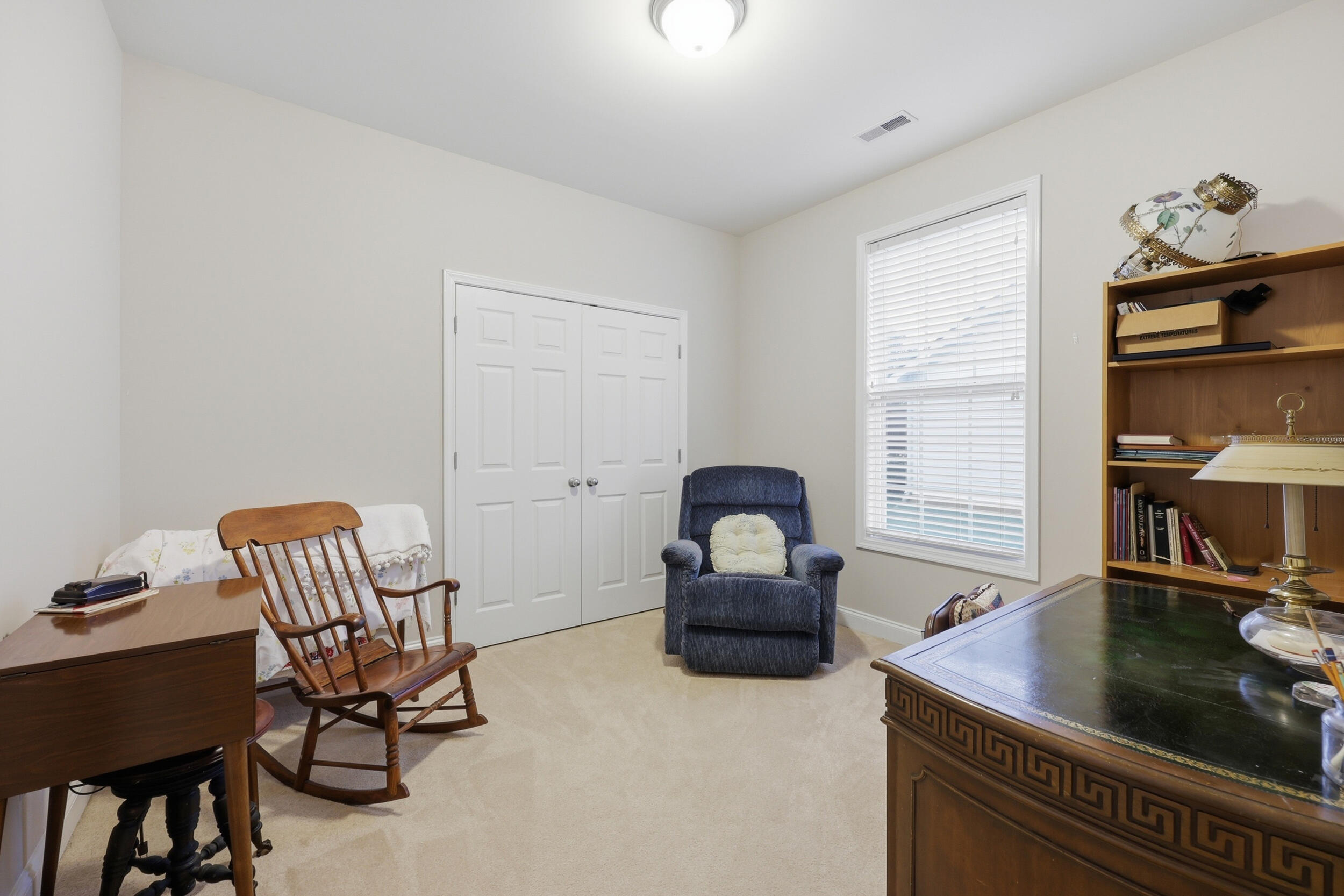 560 Southpoint Drive Property Photo 17