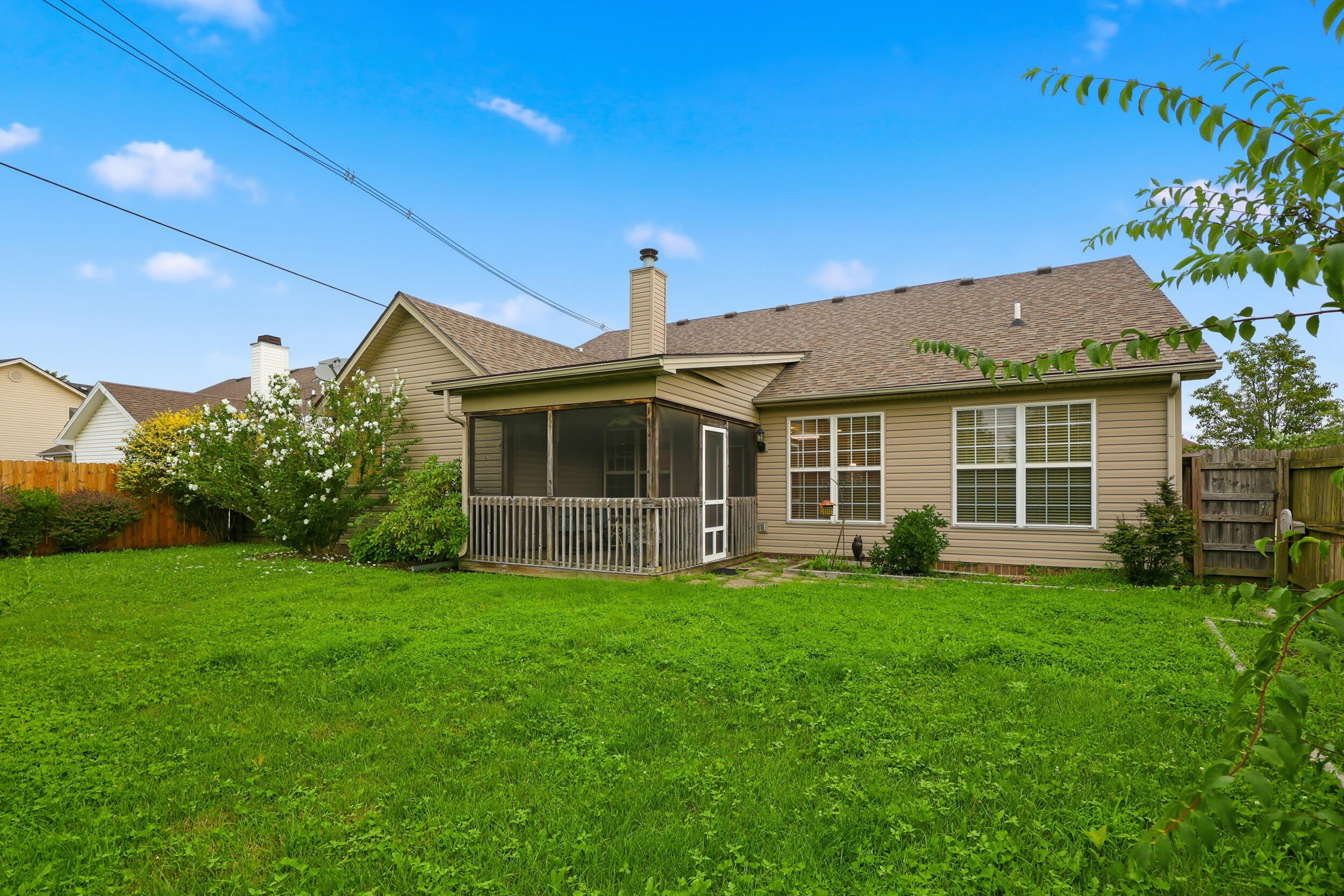 560 Southpoint Drive Property Photo 30