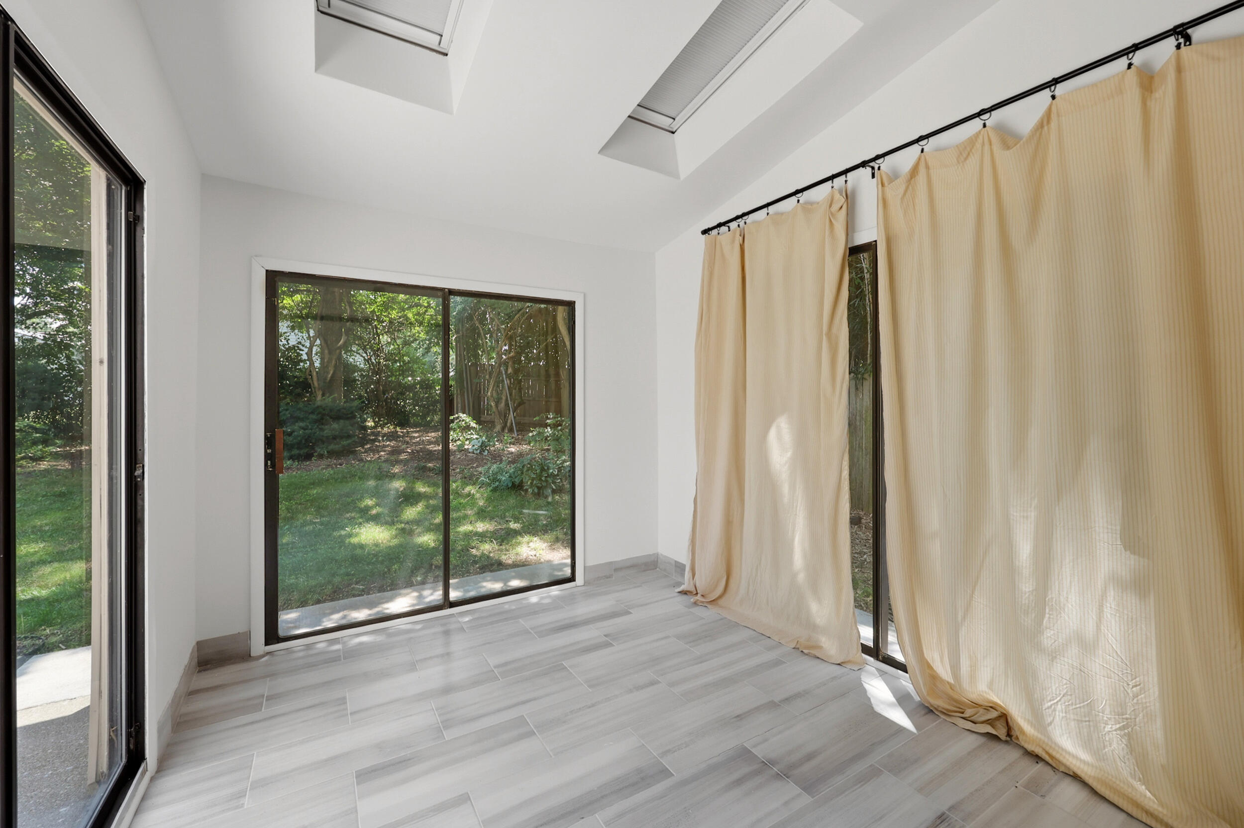 3512 Winding Drive Property Photo 18