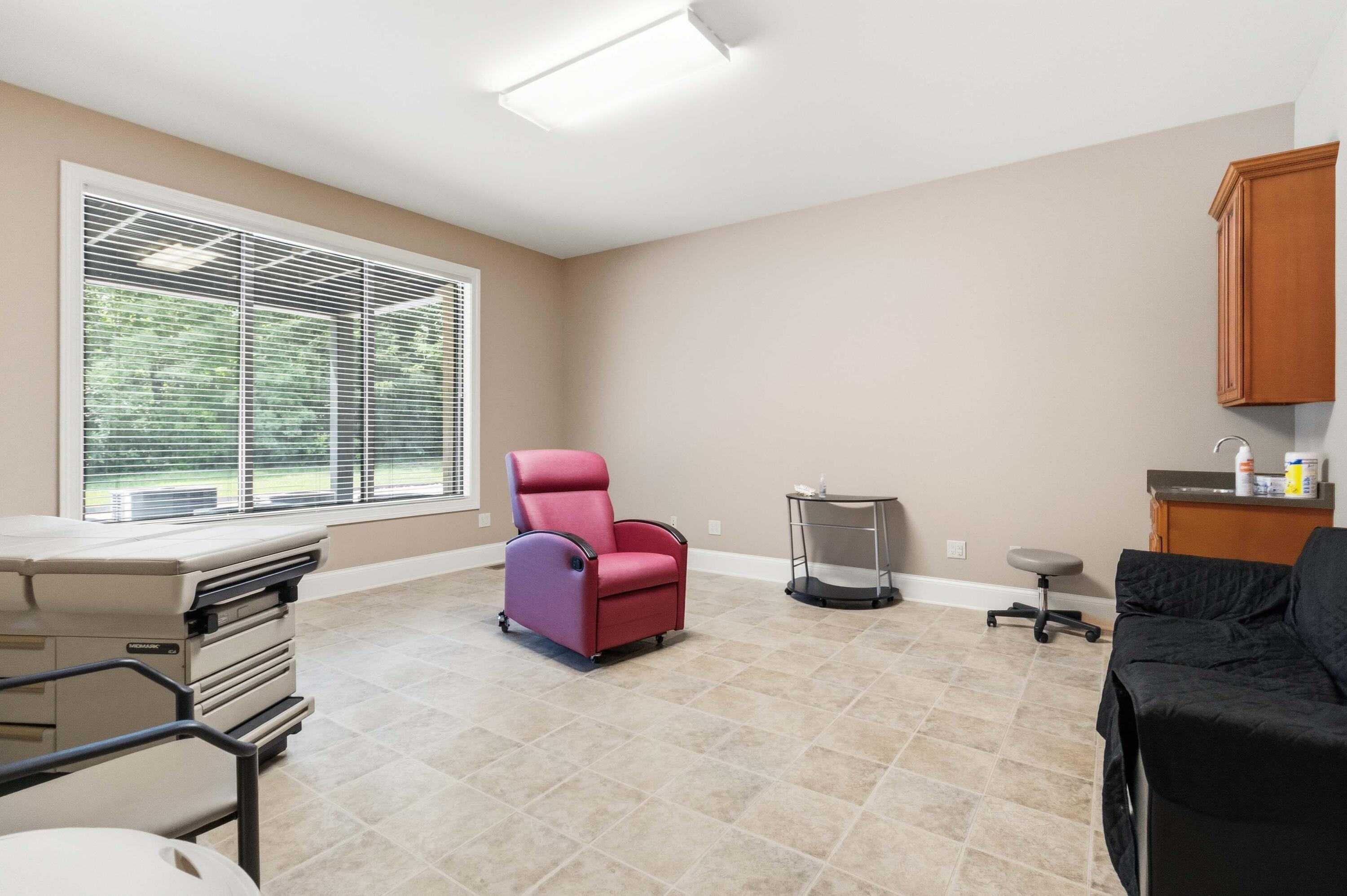 305 Medpark Drive Property Photo 29
