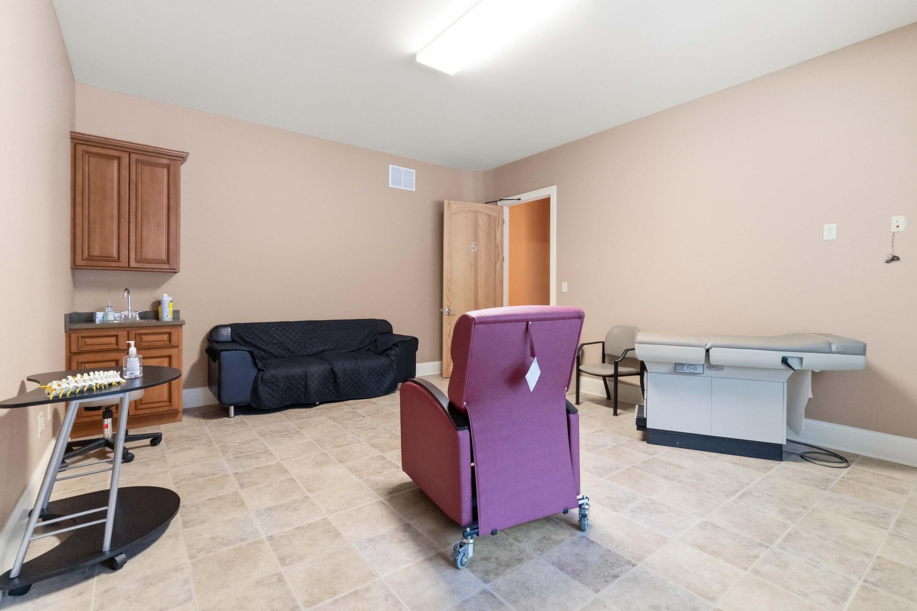 305 Medpark Drive Property Photo 30
