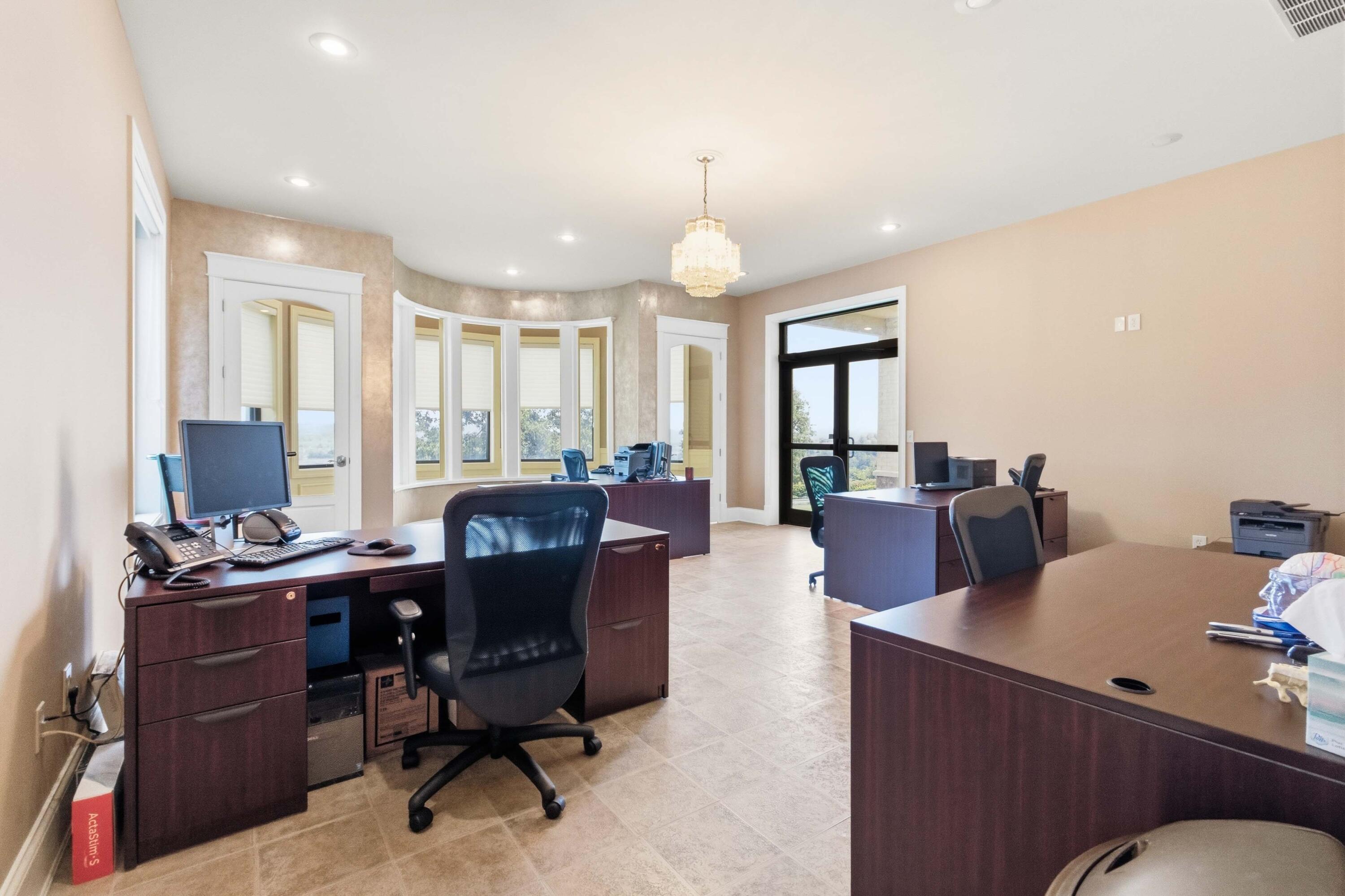 305 Medpark Drive Property Photo 45