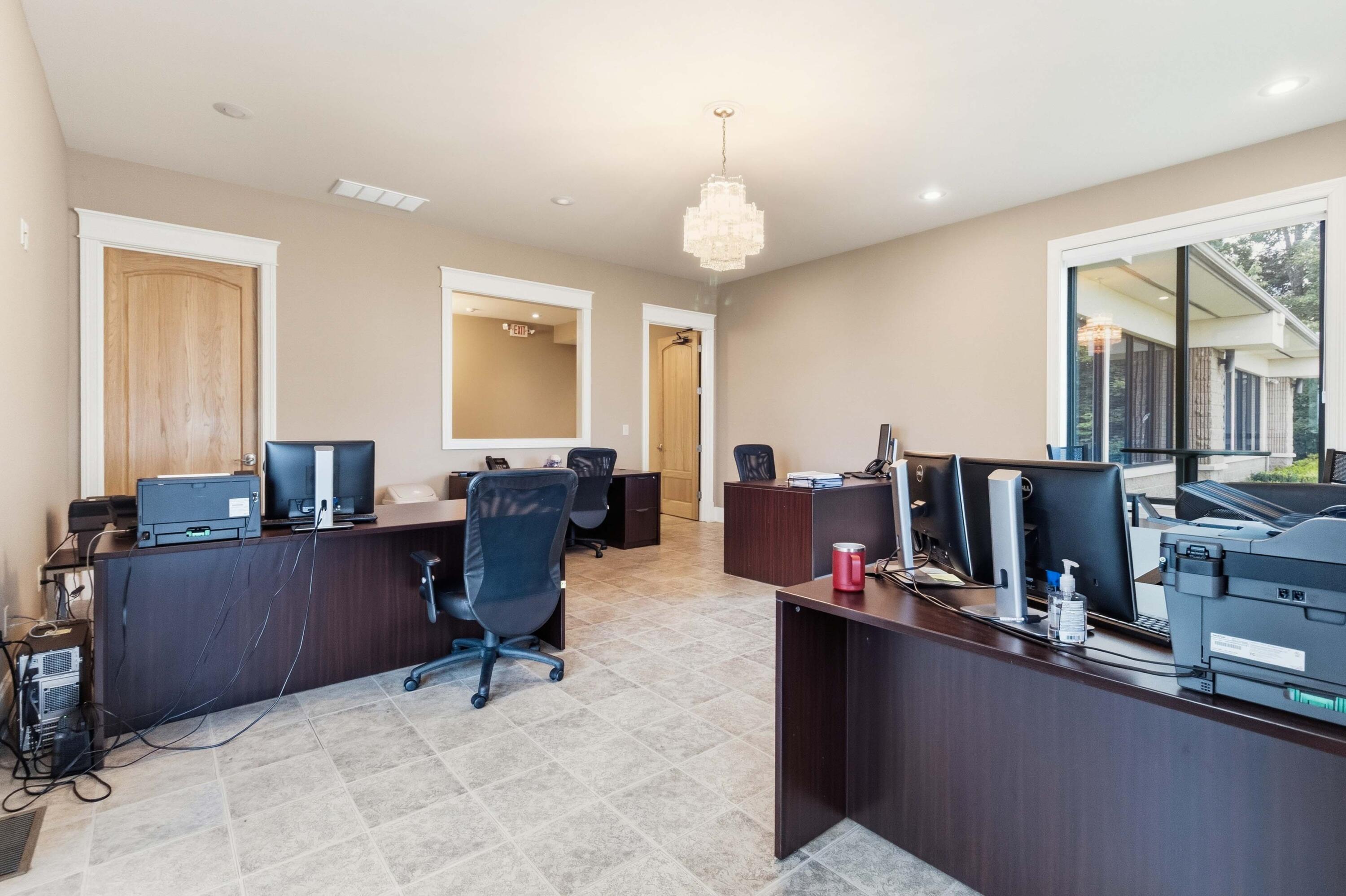 305 Medpark Drive Property Photo 46