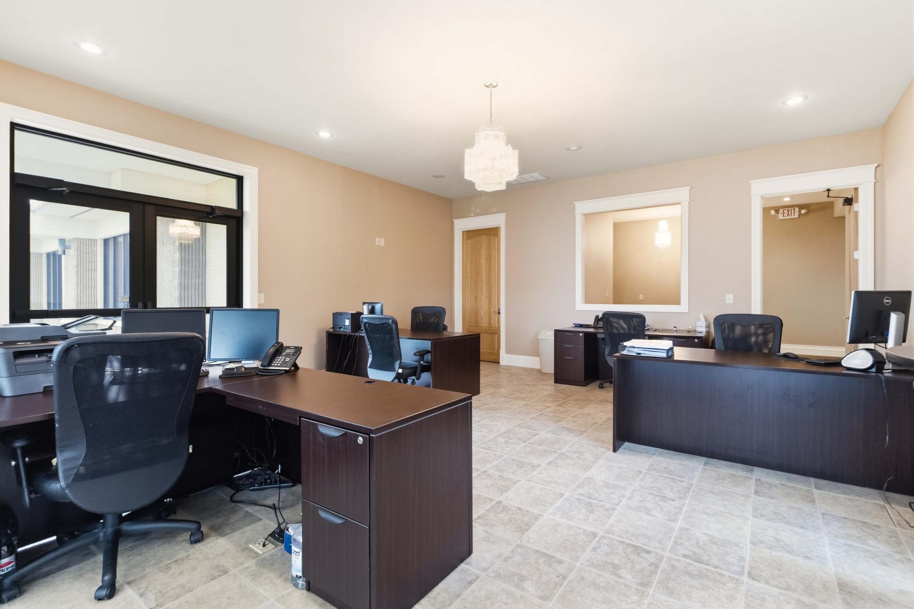 305 Medpark Drive Property Photo 47
