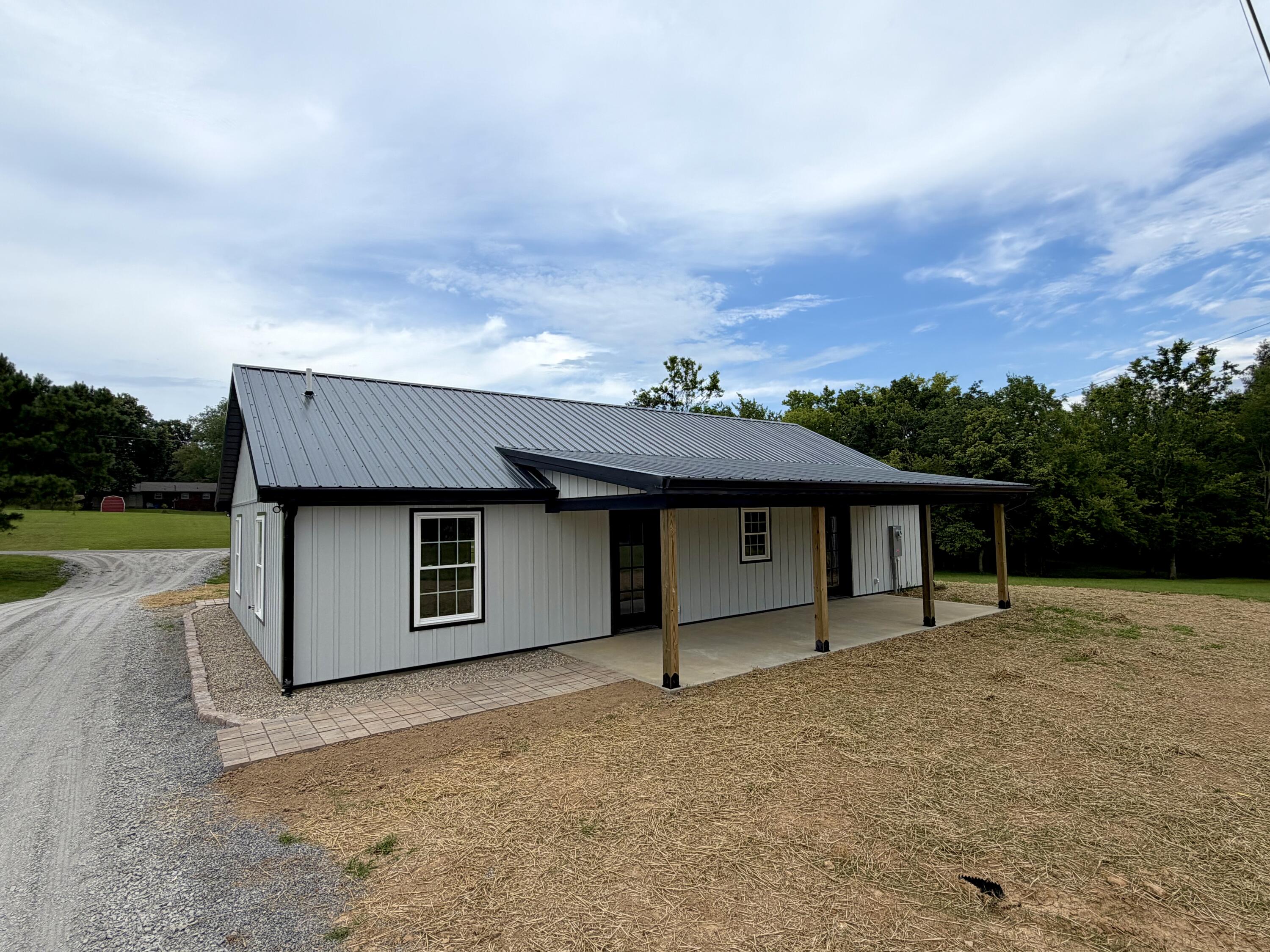 111 Crestview Lane Property Photo 8