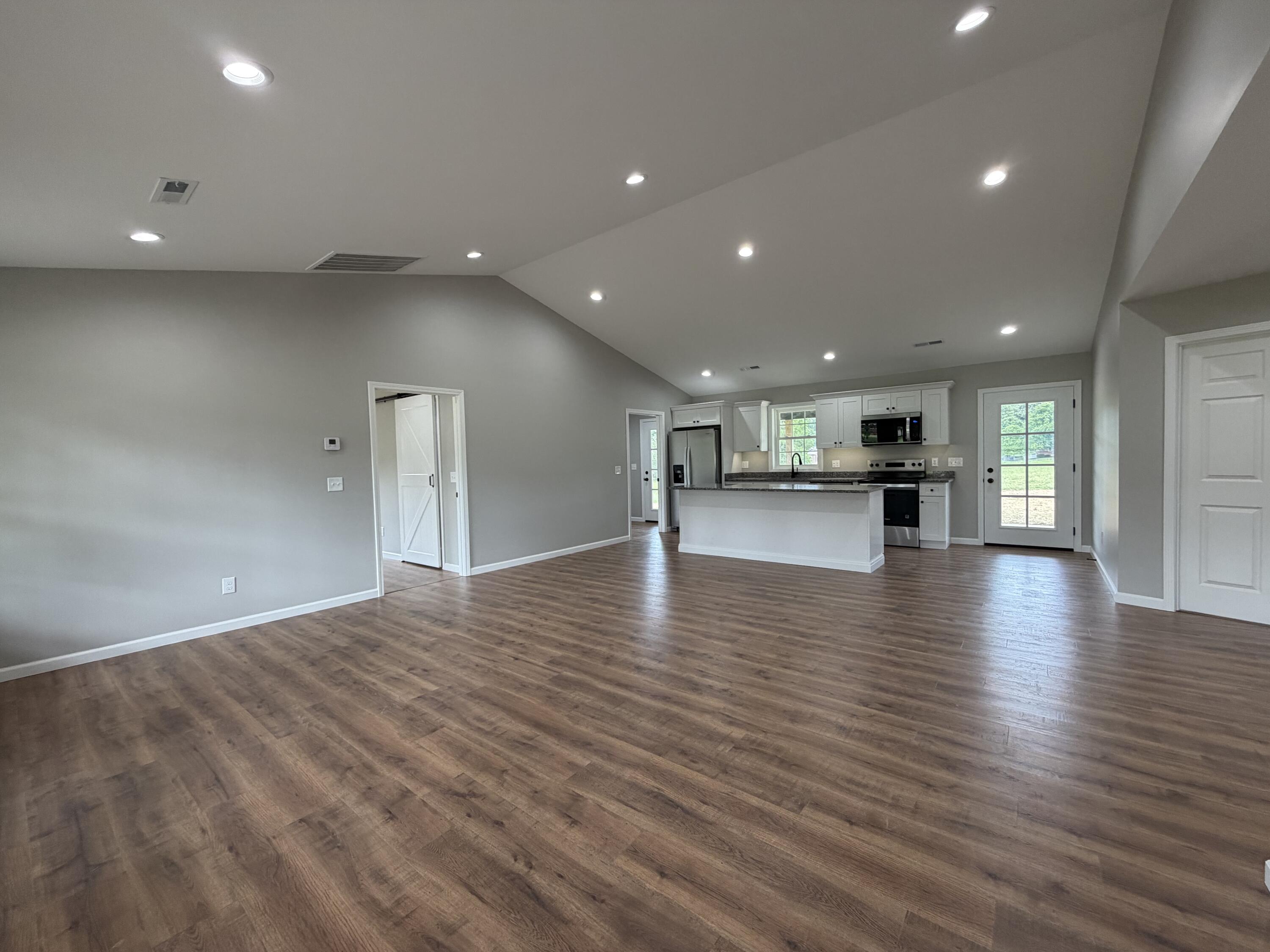 111 Crestview Lane Property Photo 17