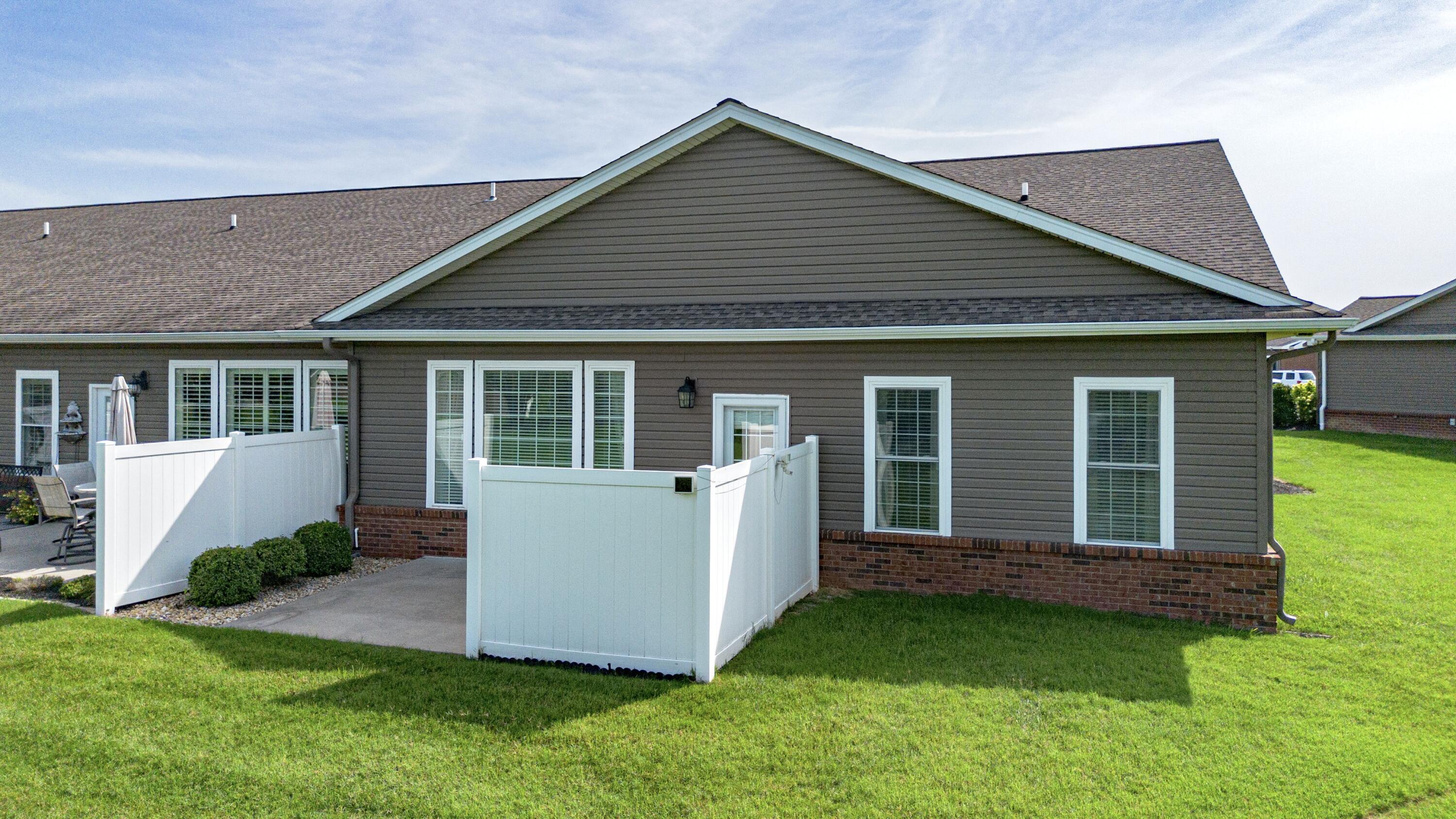 3258 Mallard Circle Property Photo 4