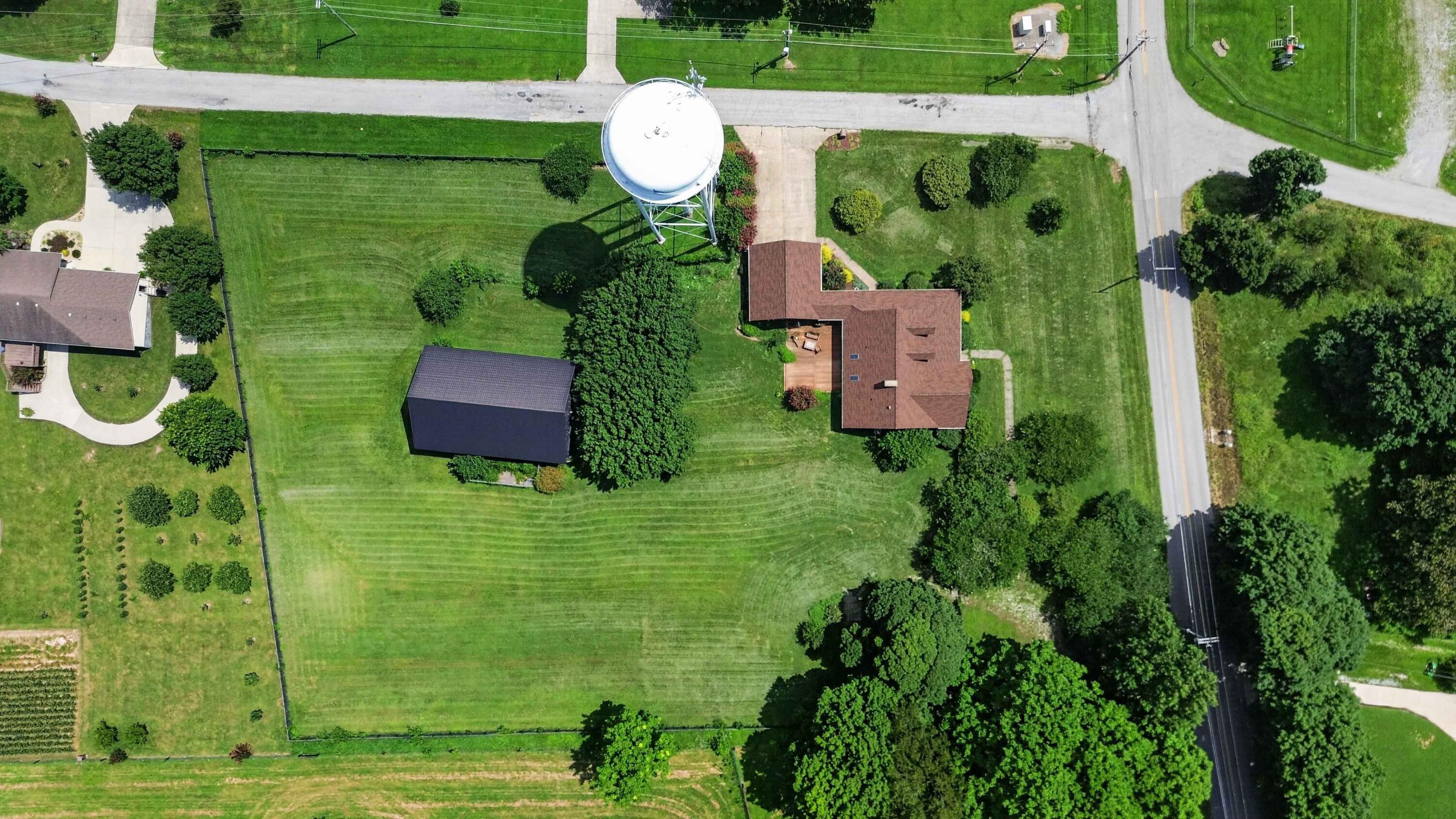 1310 Spurlock Drive Property Photo 3