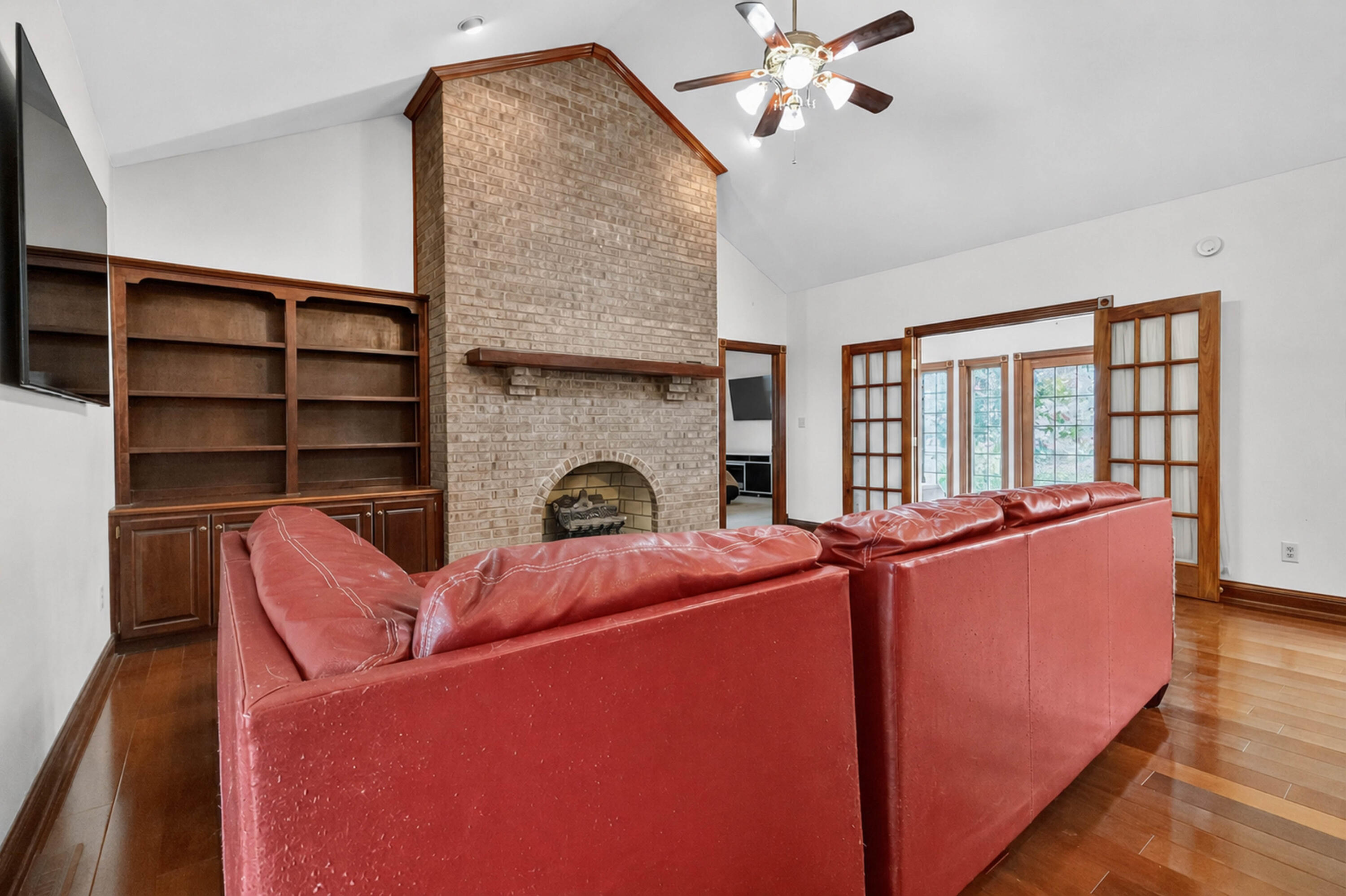 1310 Spurlock Drive Property Photo 12