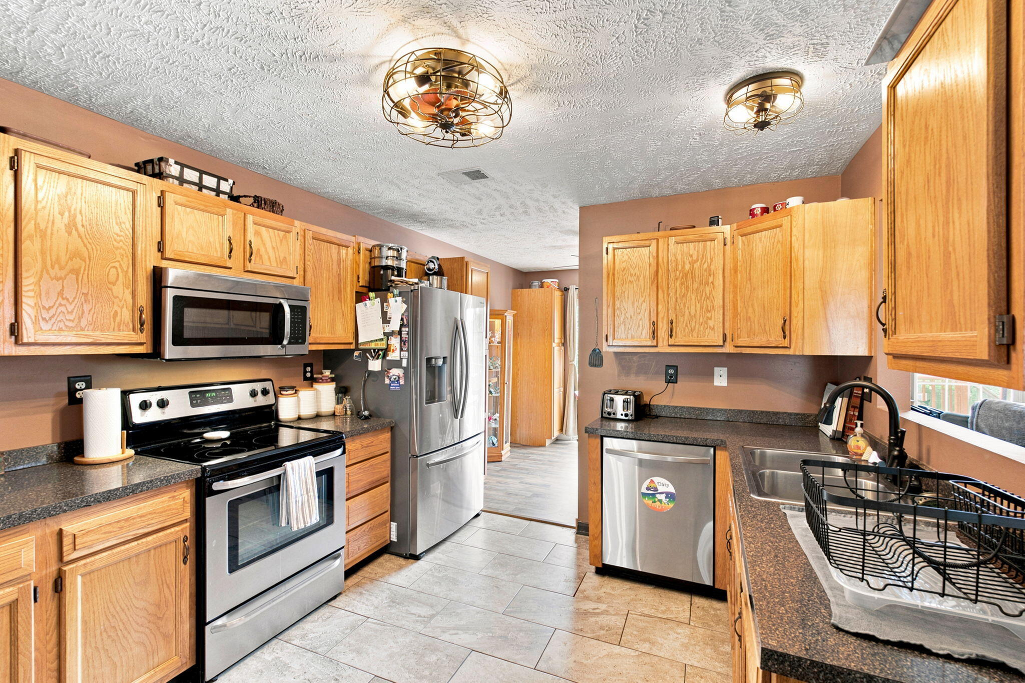 404 E Ridge Drive Property Photo 16