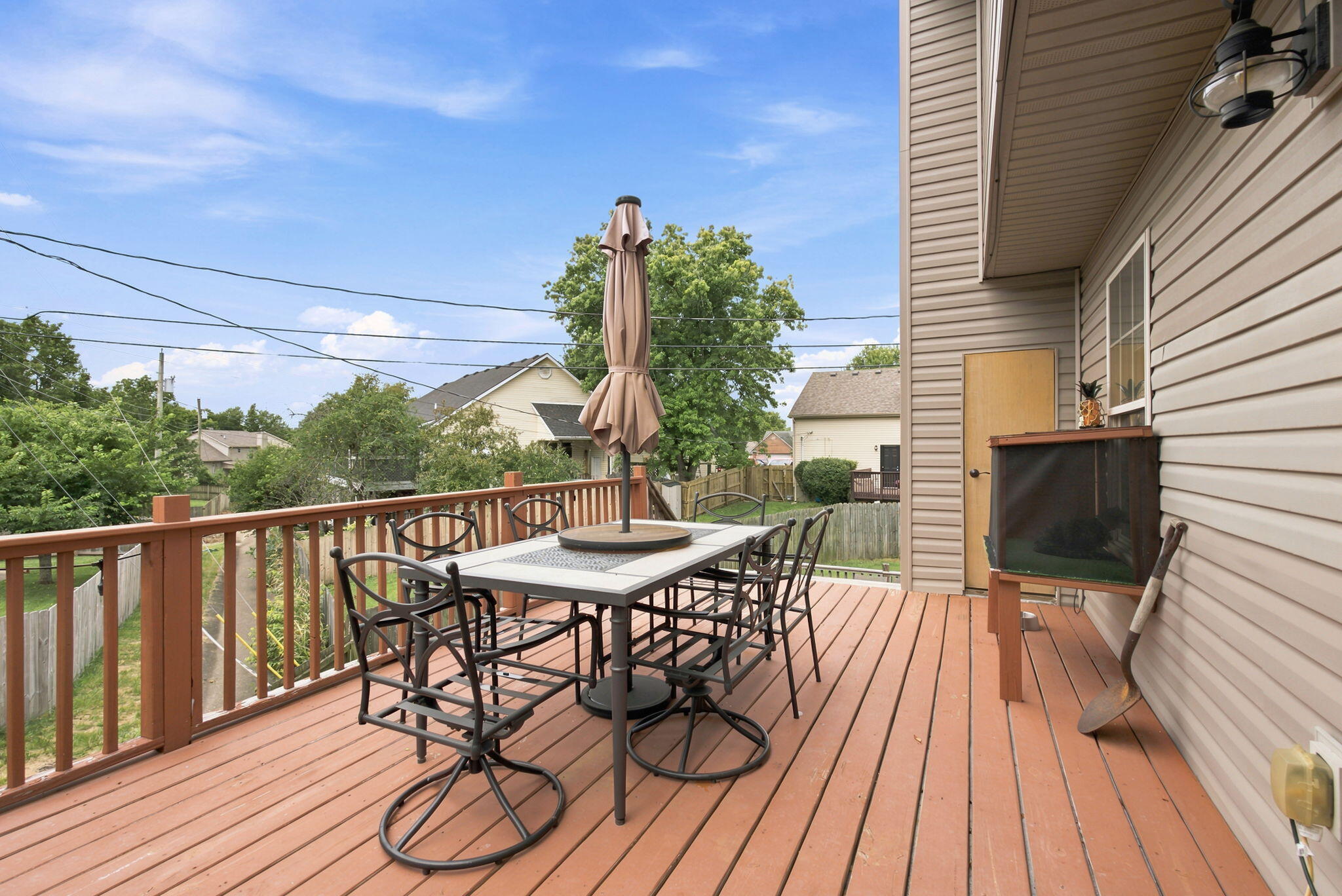 404 E Ridge Drive Property Photo 33