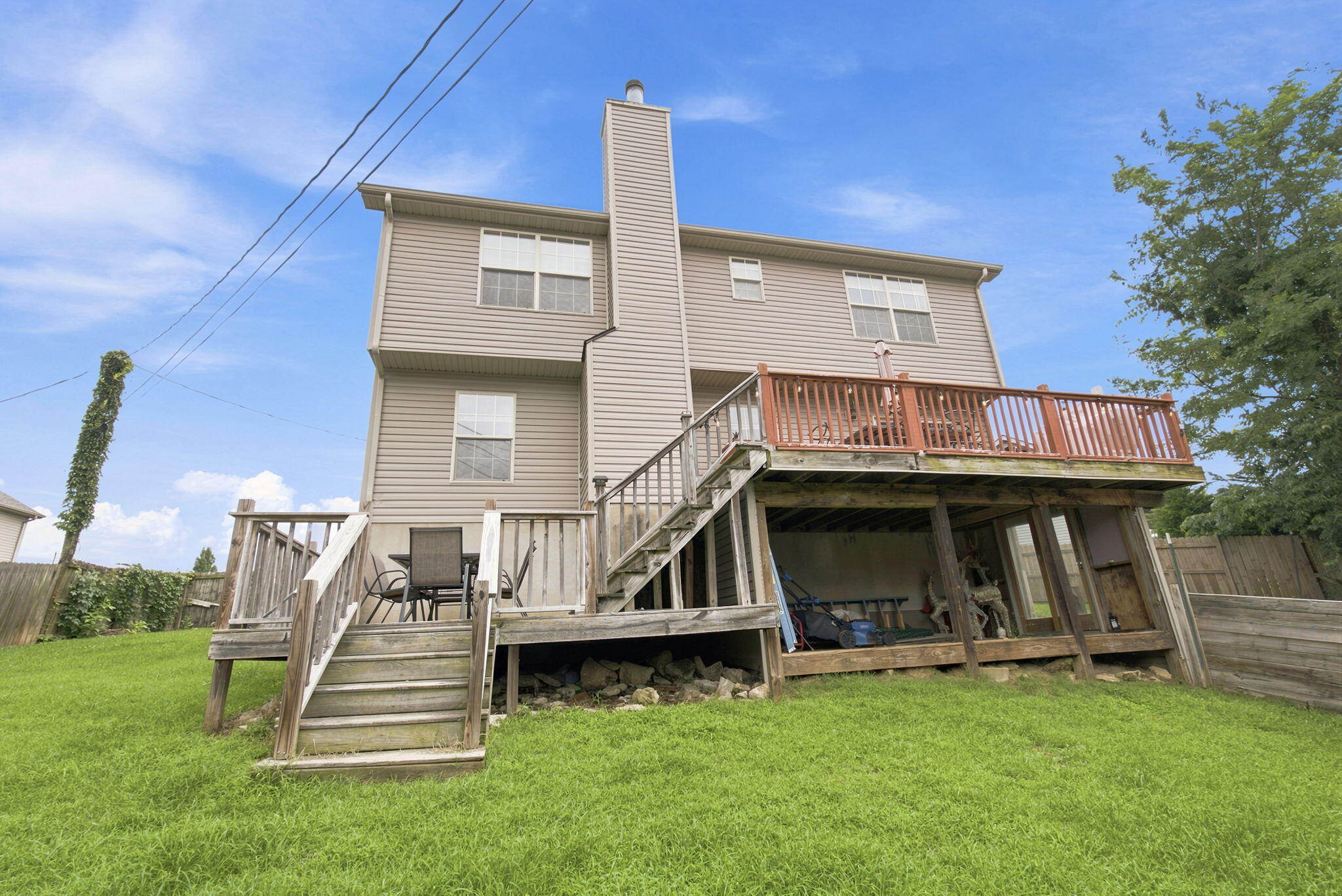 404 E Ridge Drive Property Photo 35