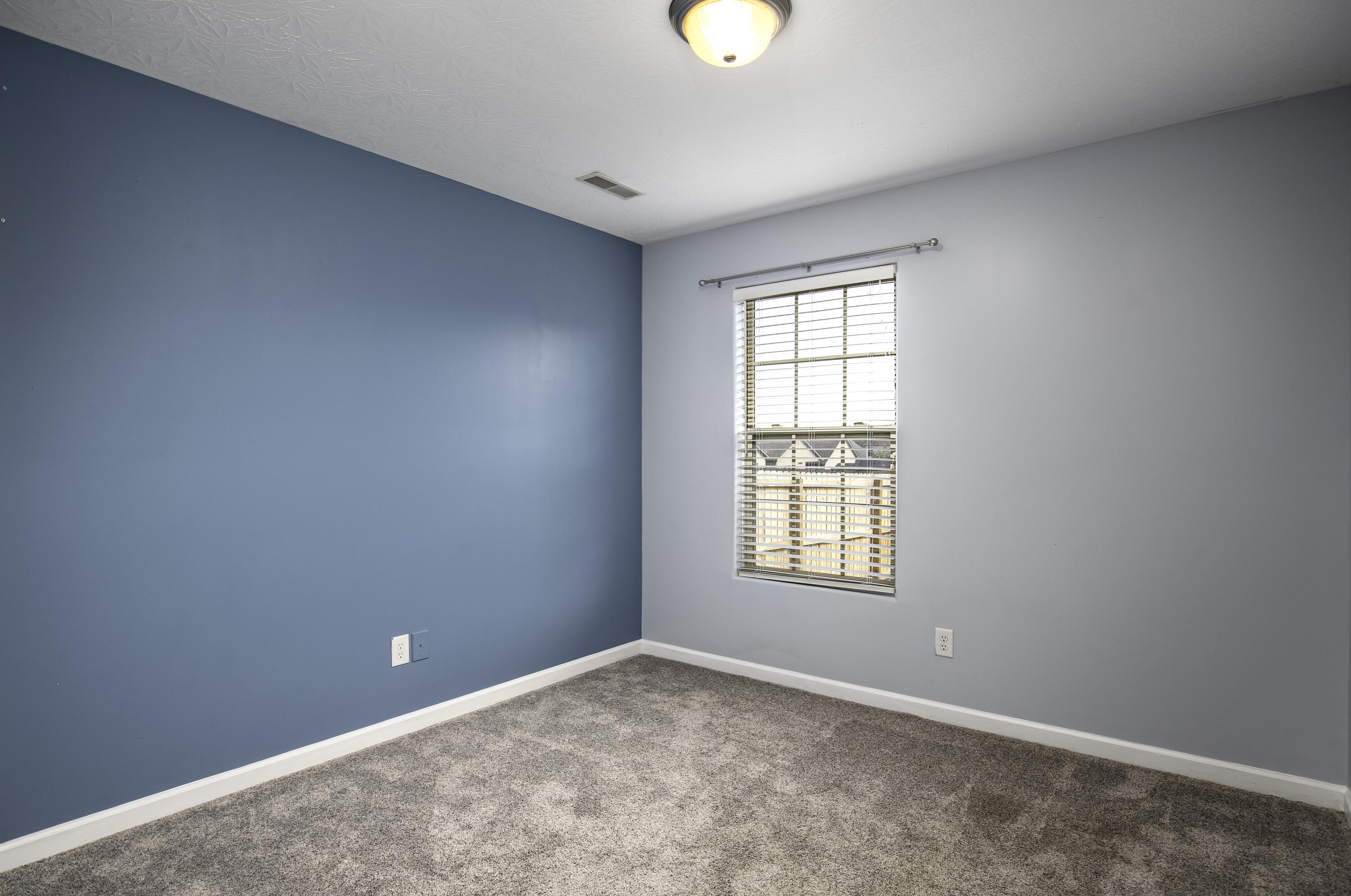 1140 Mountain Laurel Way Property Photo 13