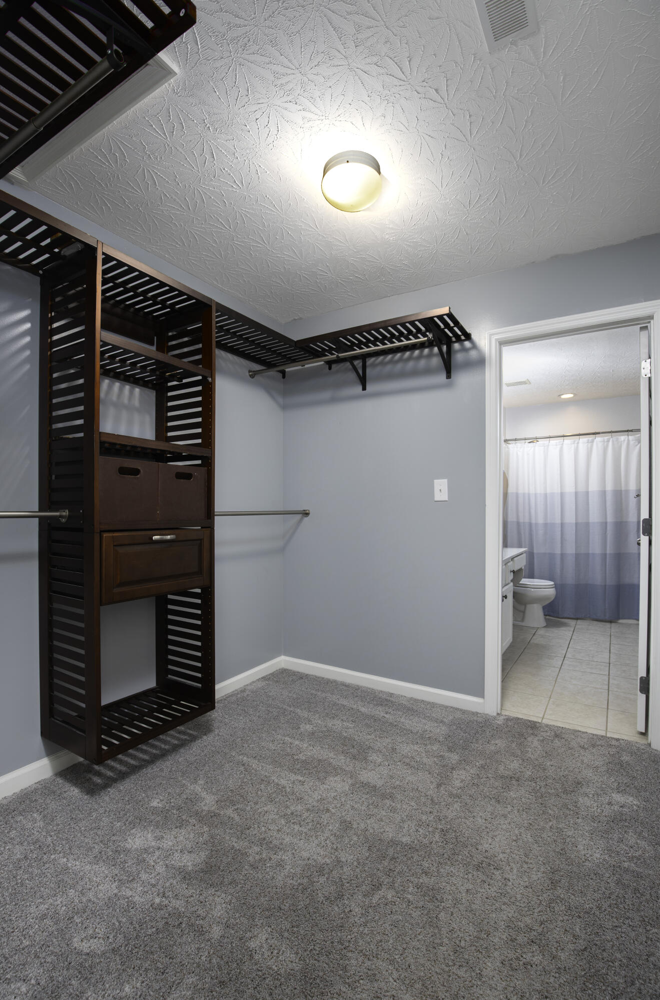 1140 Mountain Laurel Way Property Photo 17