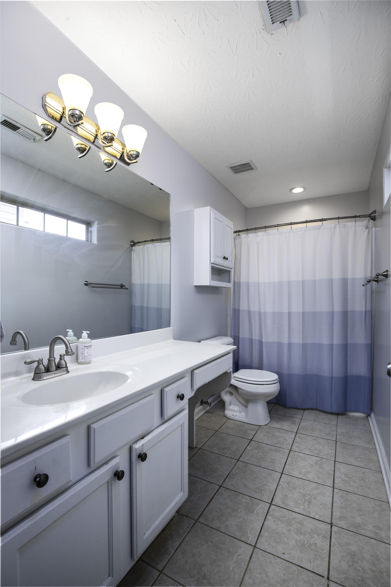 1140 Mountain Laurel Way Property Photo 18