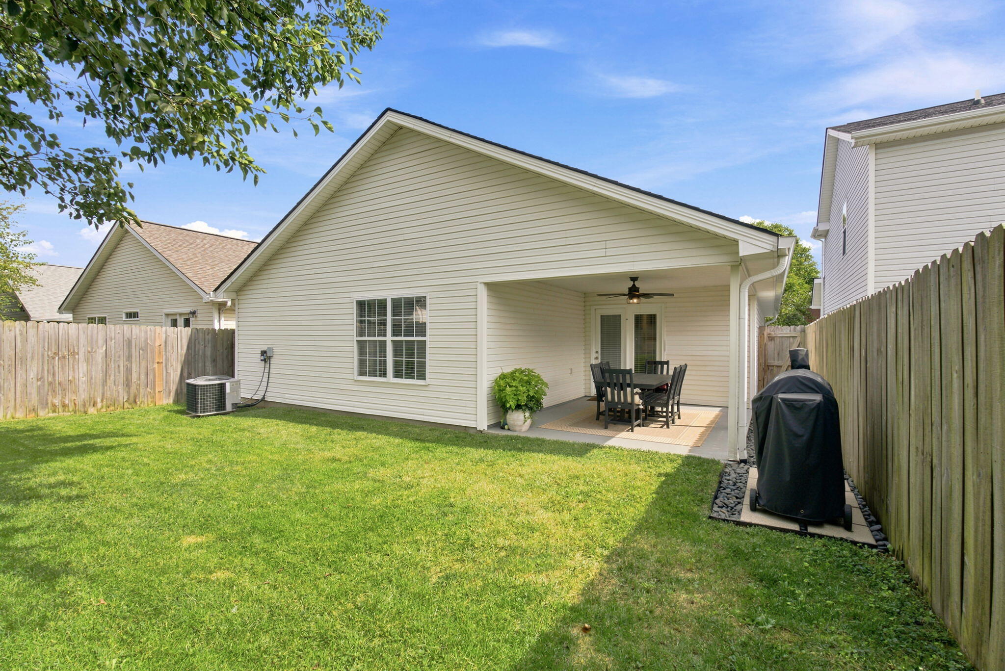 2724 Michelle Park Property Photo 32