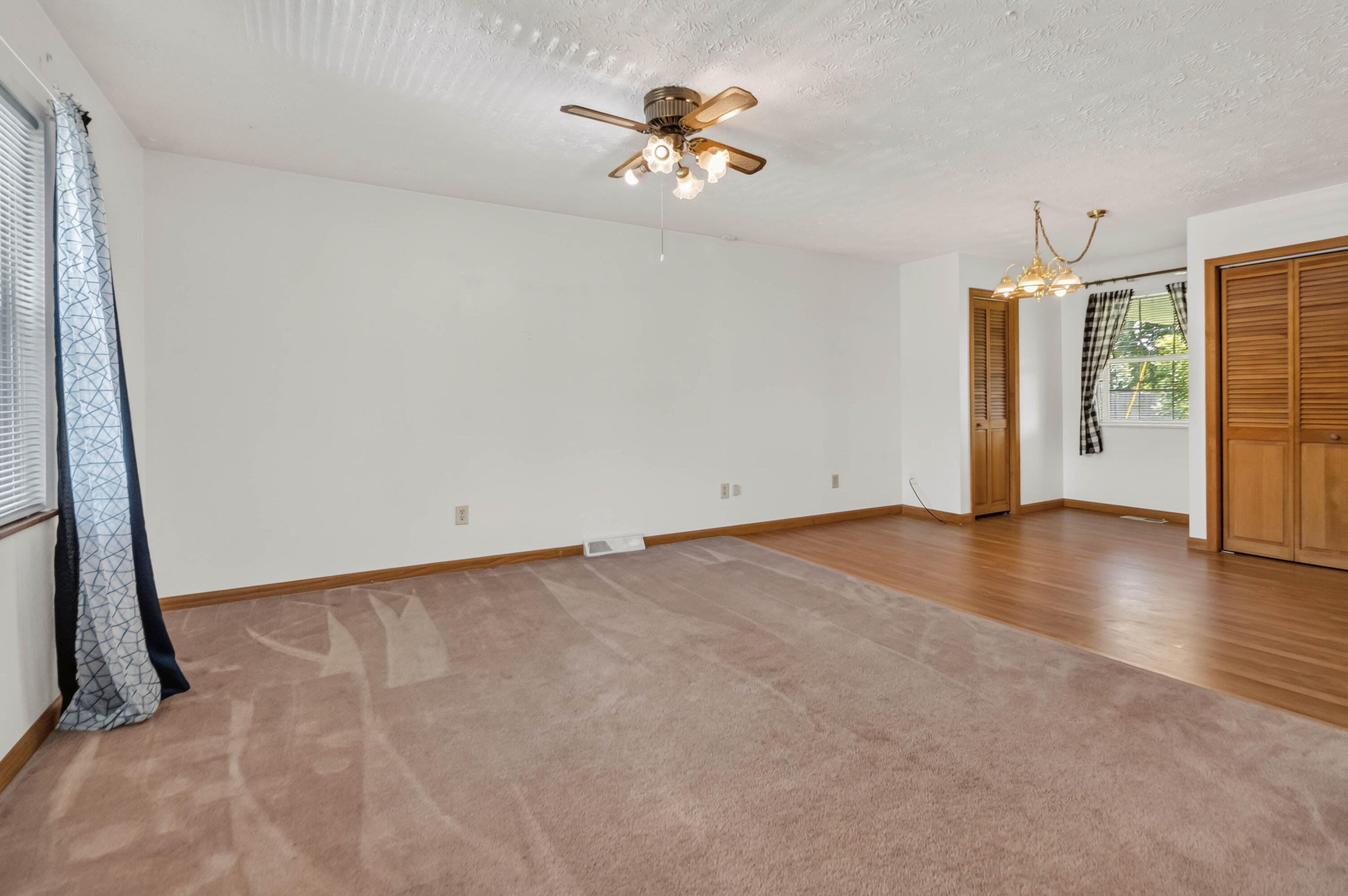 79 Meadow Lark Circle Property Photo 6