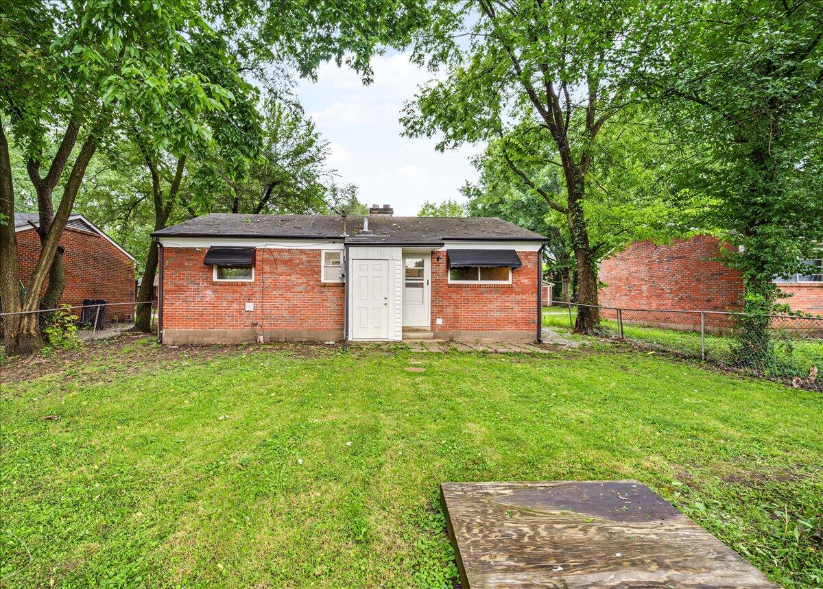 111 Willow Street Property Photo 22