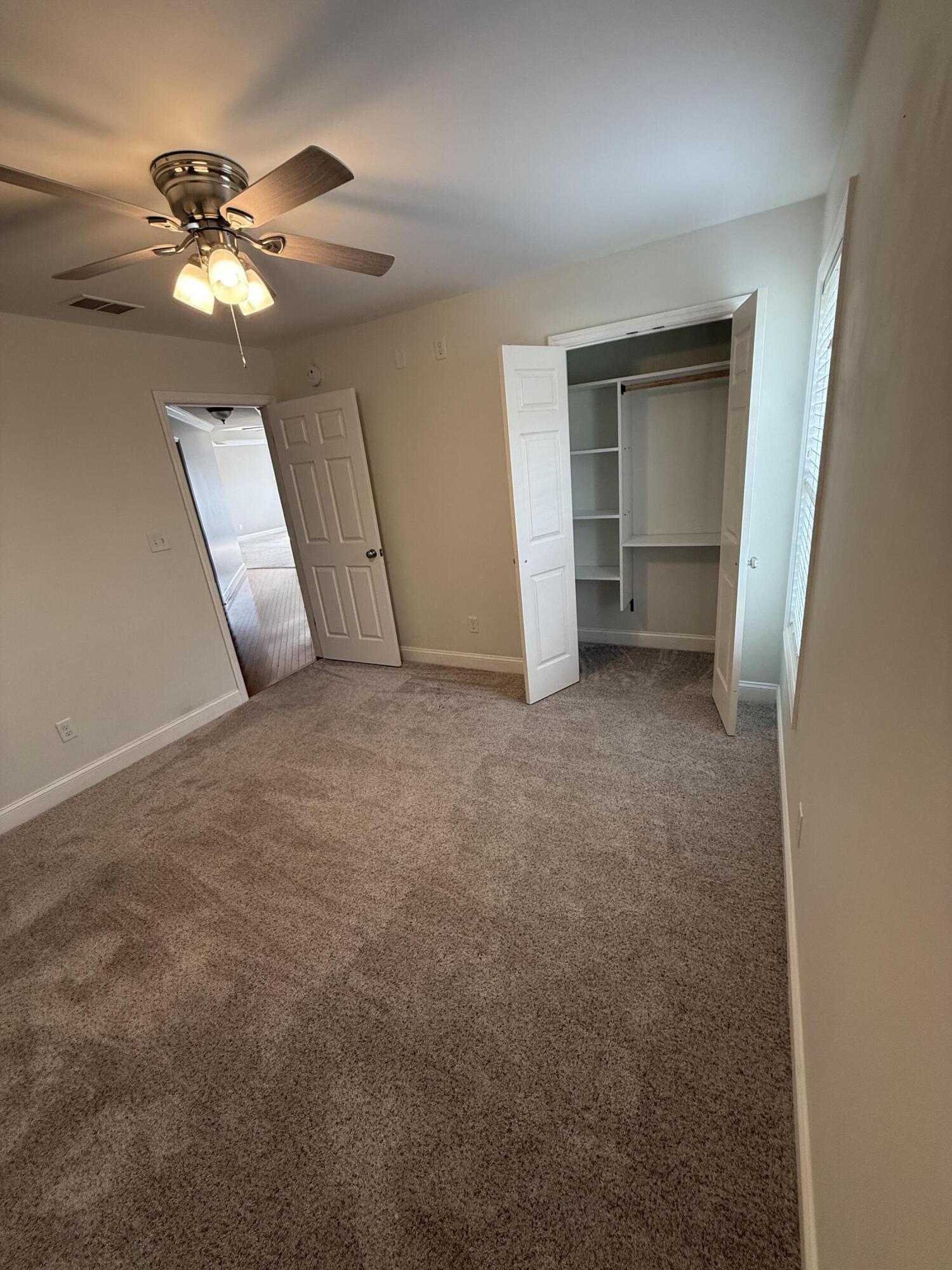 324 Oxford Circle Property Photo 9