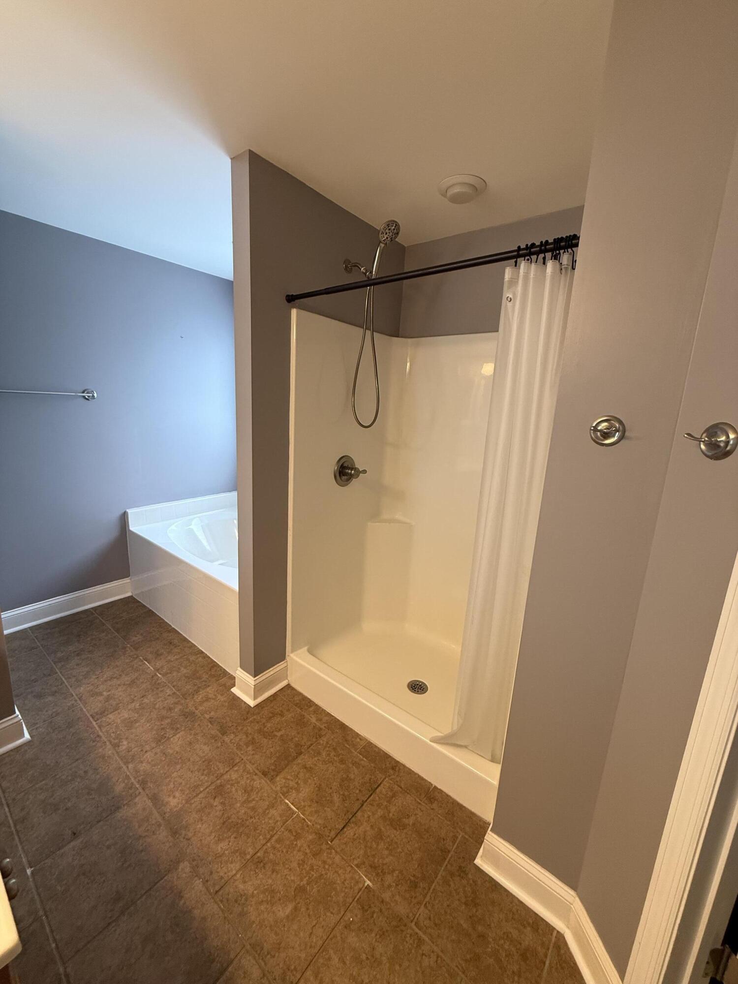 324 Oxford Circle Property Photo 14