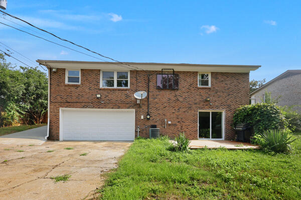 1304 Canonero Drive Property Photo 27