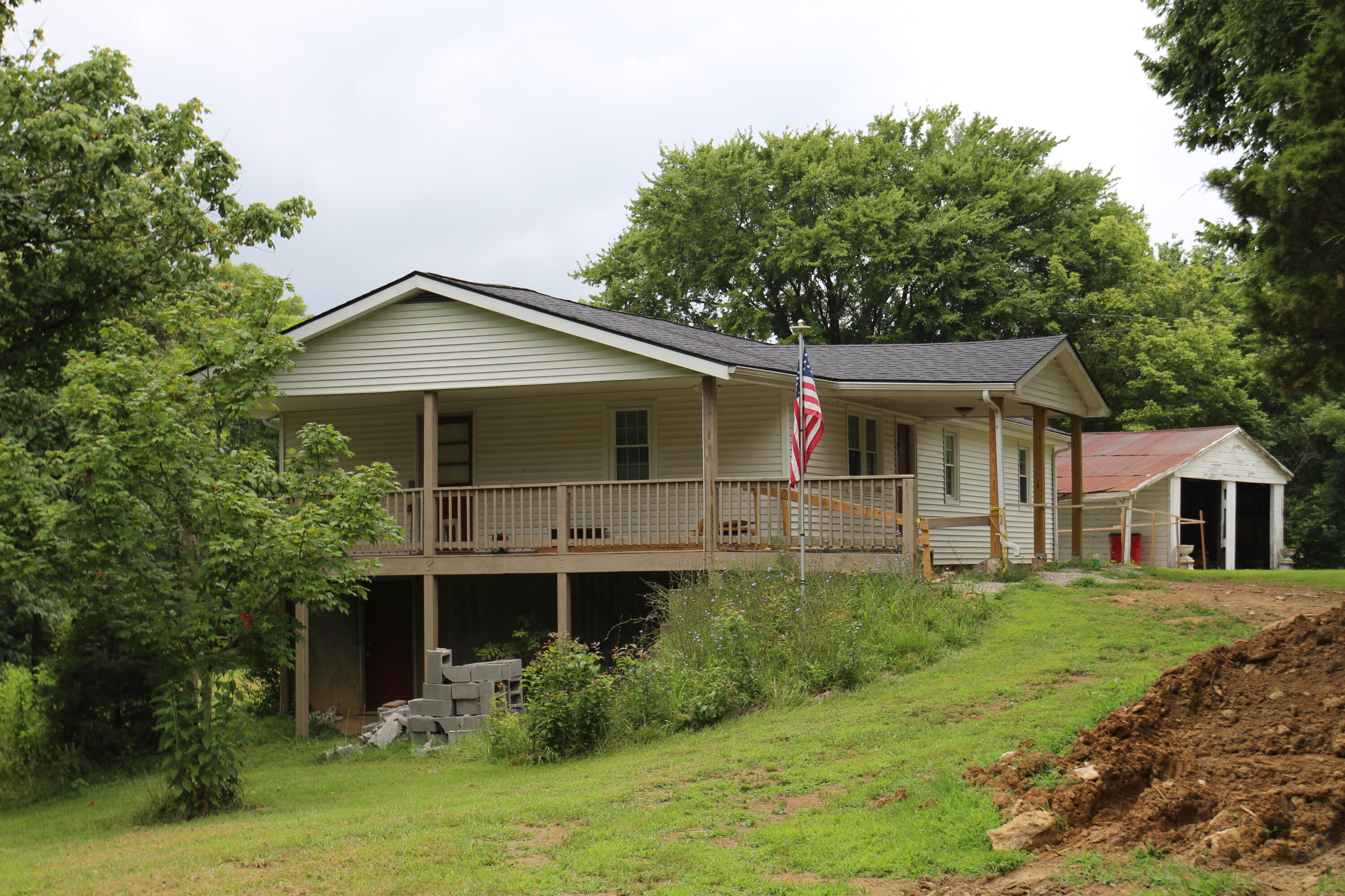 295 Saint Johns Road Property Photo 3