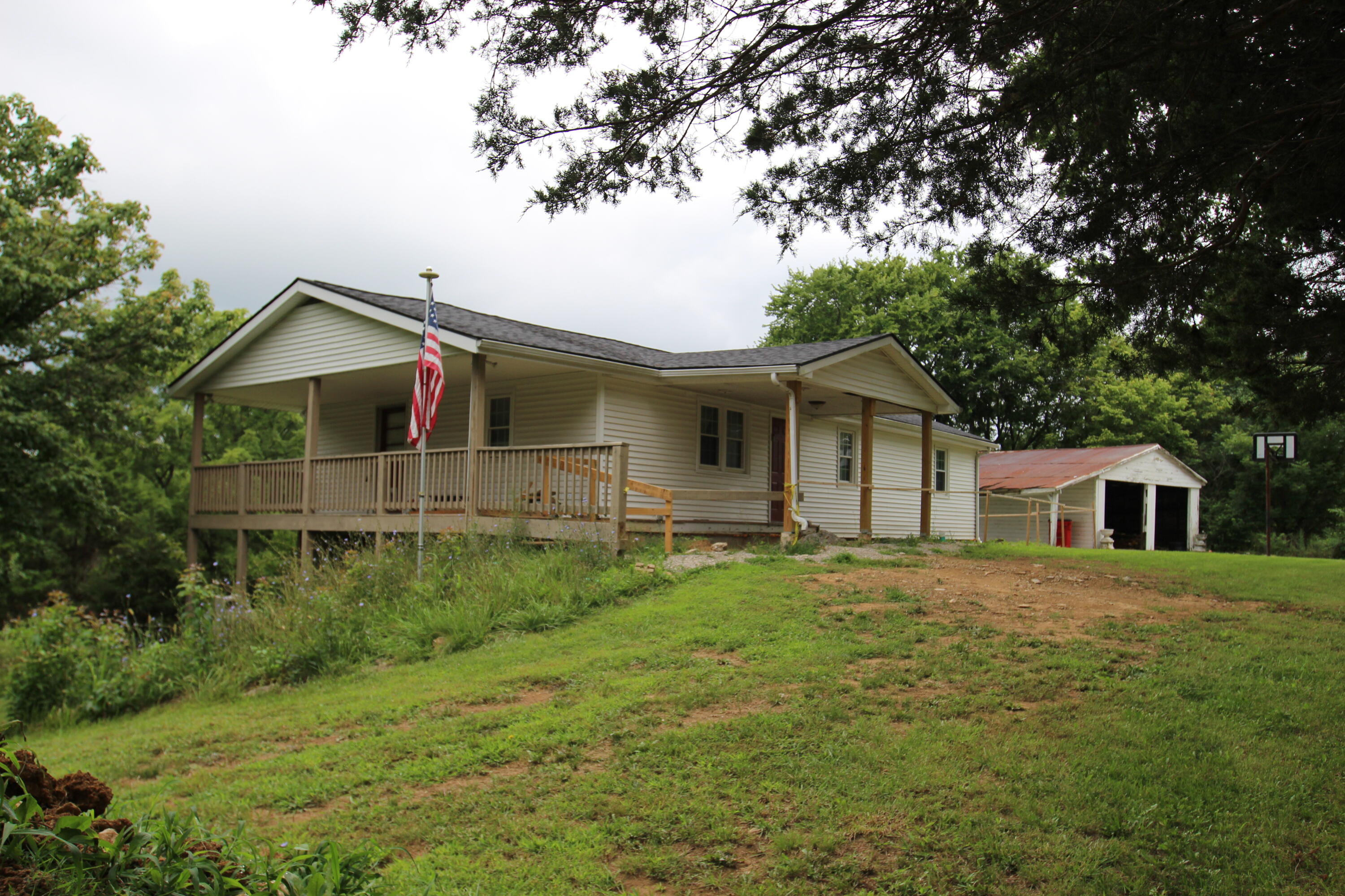295 Saint Johns Road Property Photo 6