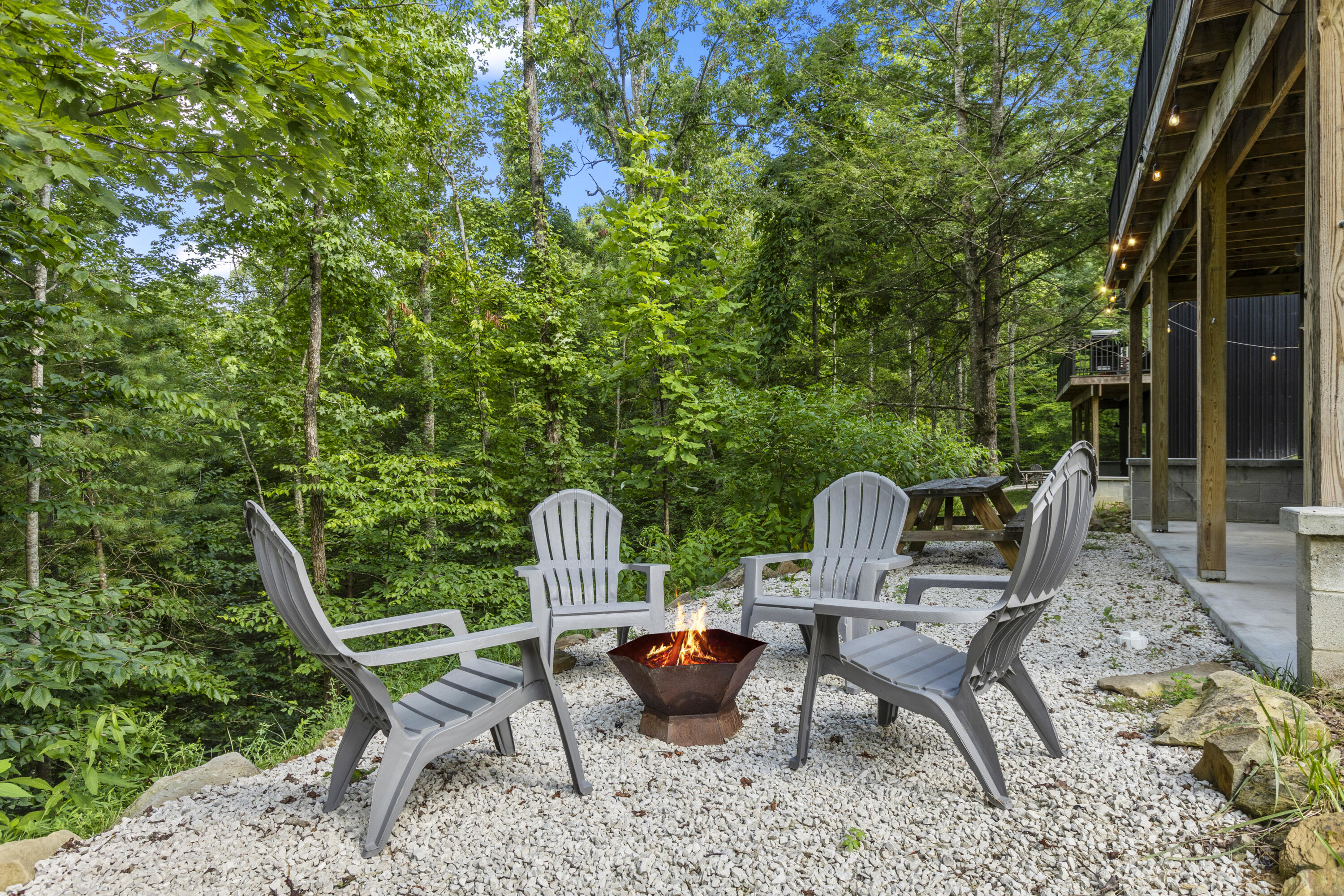 883 & 885 Booth Ridge Road Property Photo 16