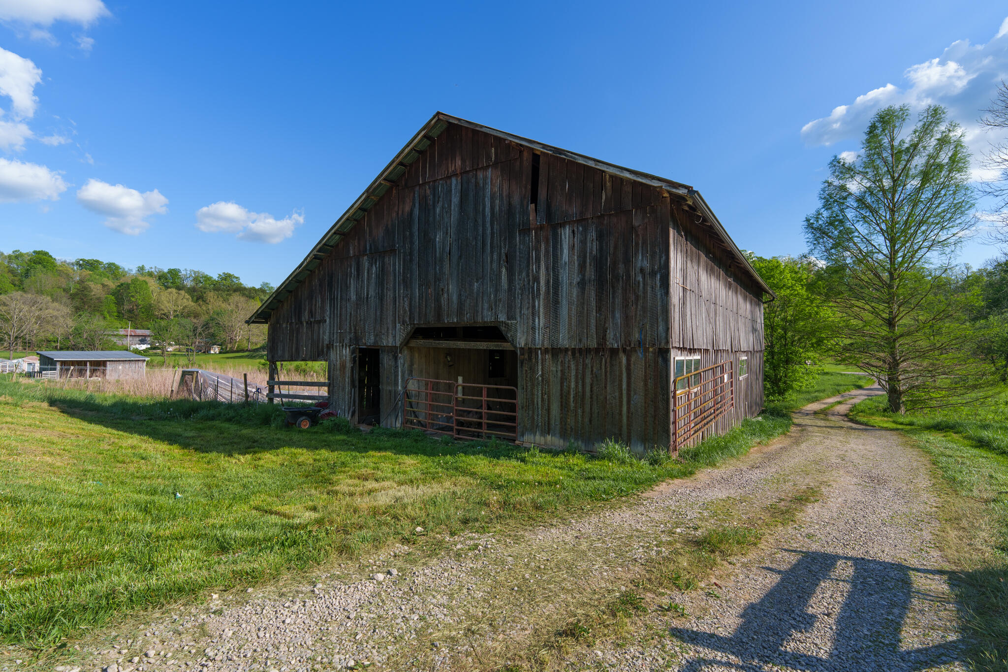 8228 Highway 705 Property Photo 3
