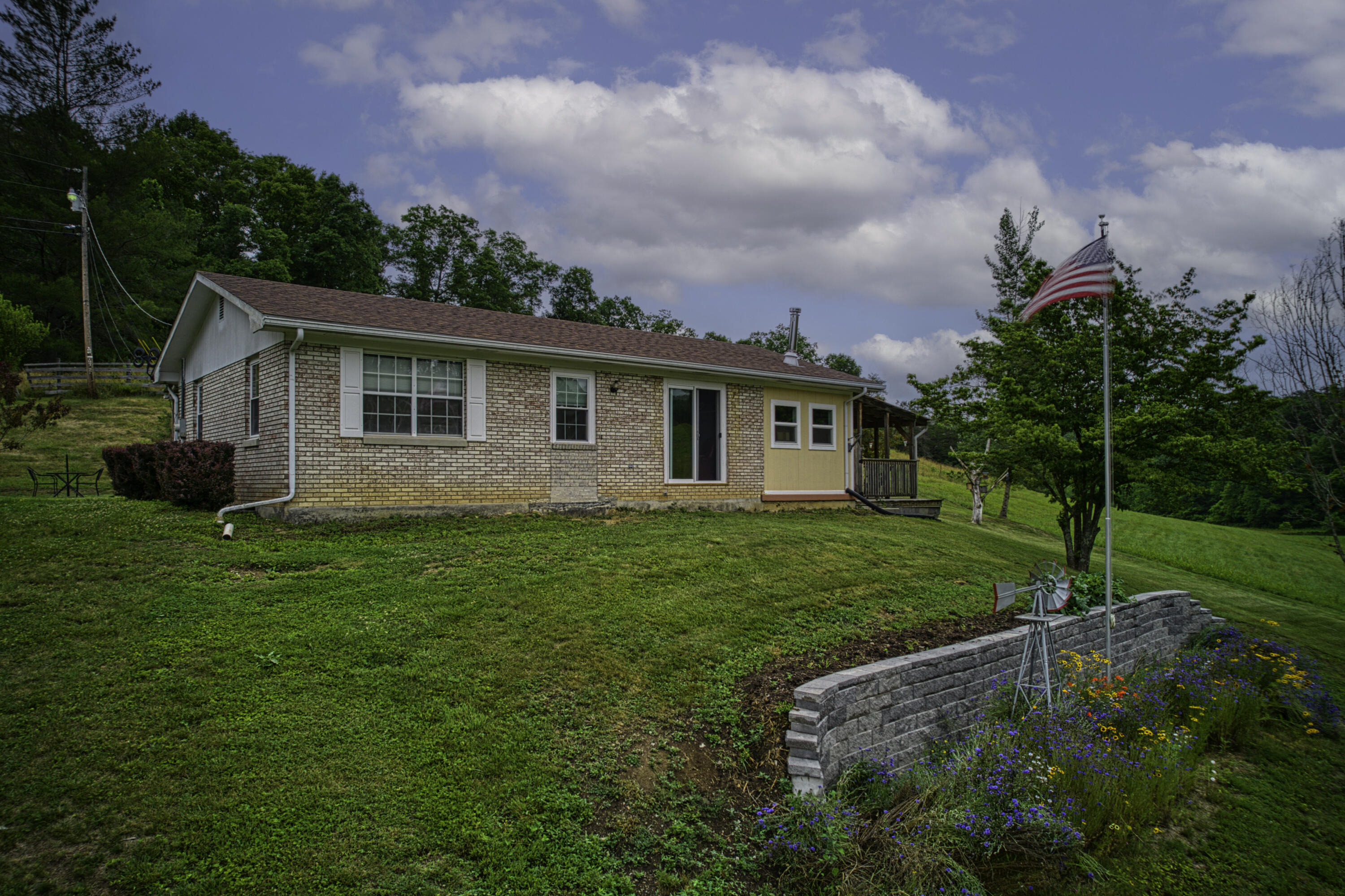 8228 Highway 705 Property Photo 8