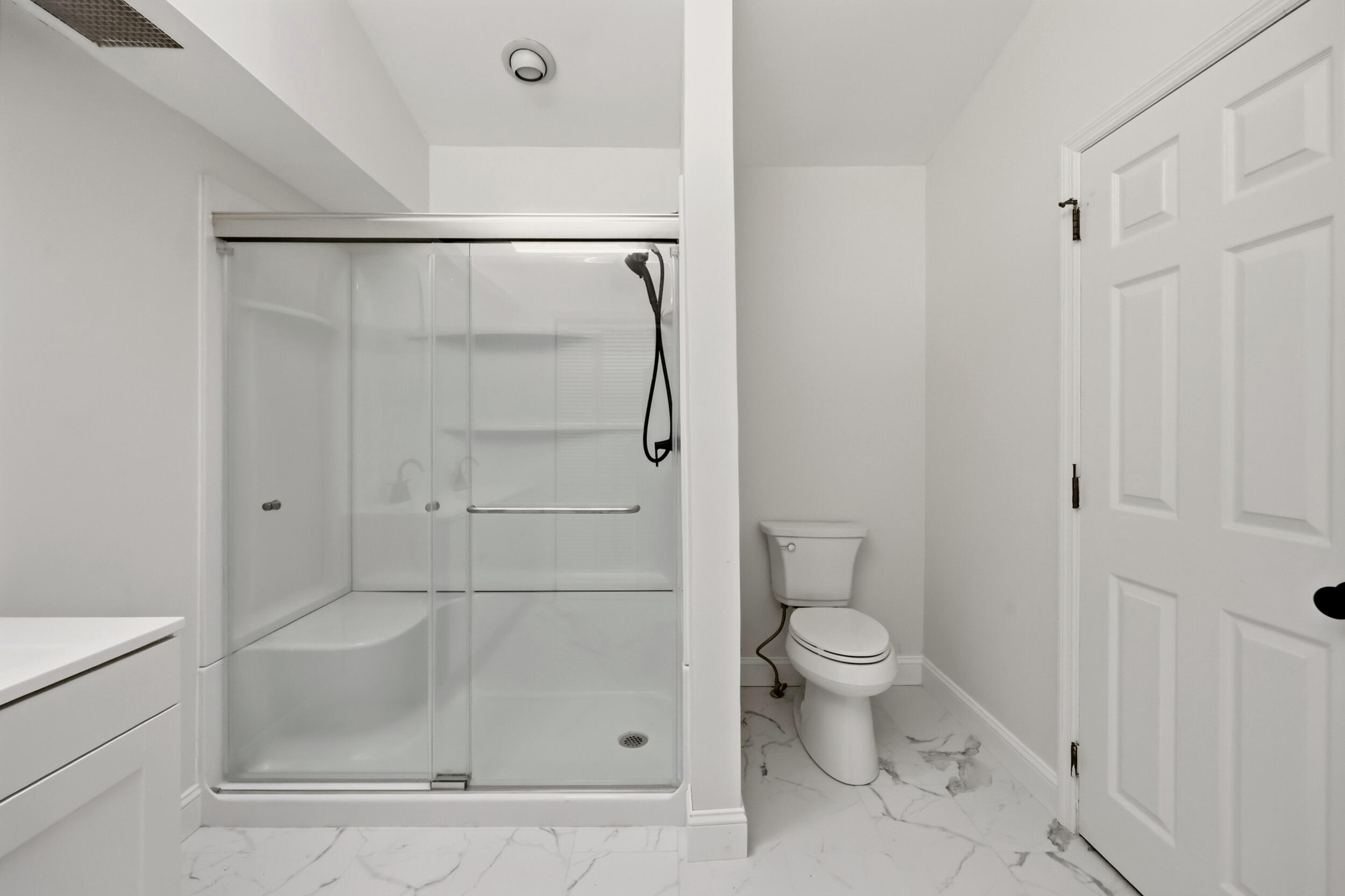 1851 Bridgestone Drive Property Photo 28